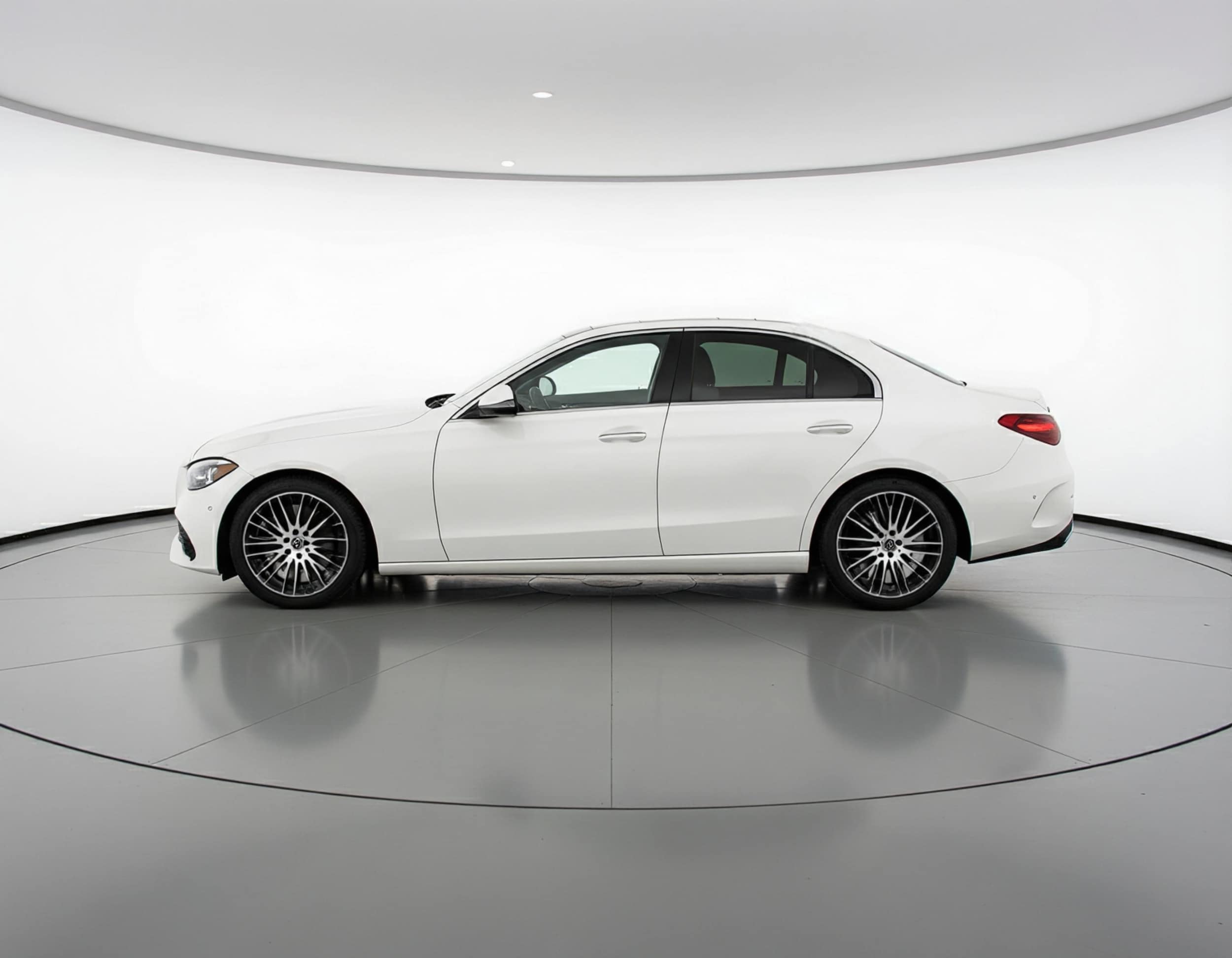 Thumbnail: 2024 Mercedes-Benz C-Class - 4