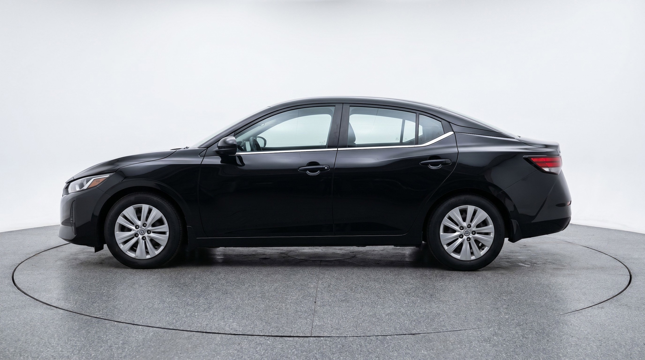 Thumbnail: 2025 Nissan Sentra - 5