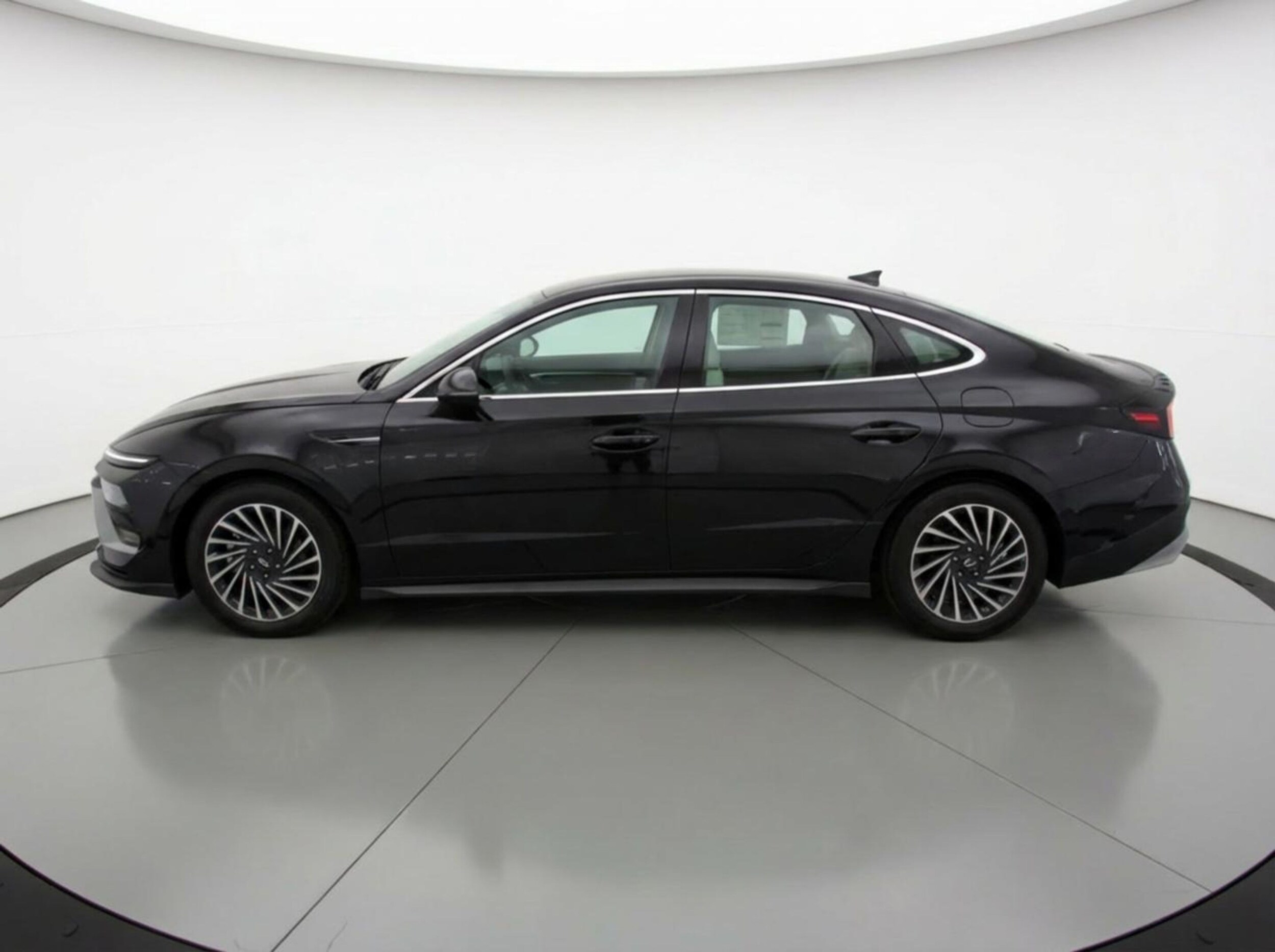 Thumbnail: 2025 Hyundai Sonata - 4