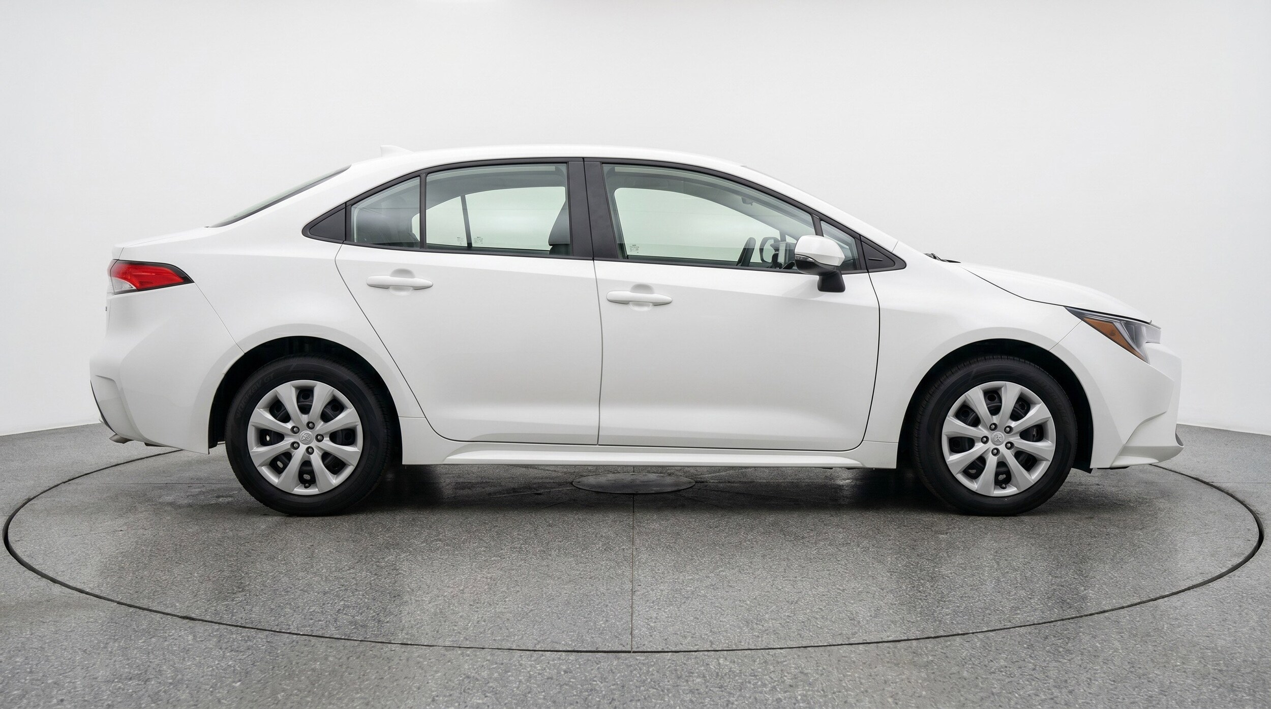Thumbnail: 2025 Toyota Corolla - 11