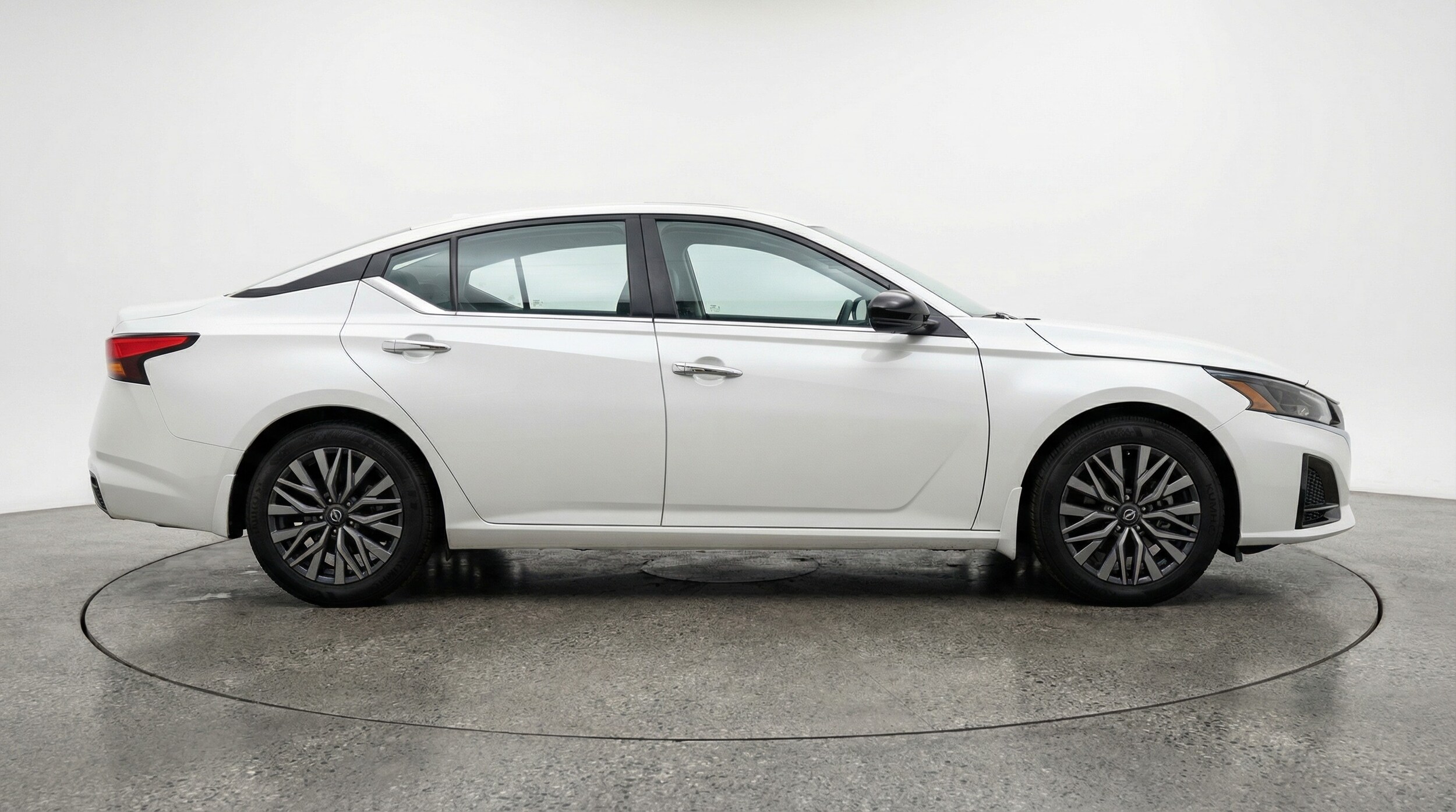 Thumbnail: 2025 Nissan Altima - 8