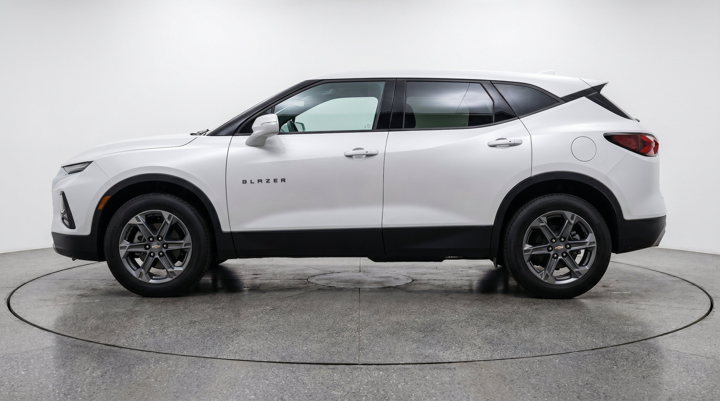 Thumbnail: 2026 Chevrolet Blazer - 5