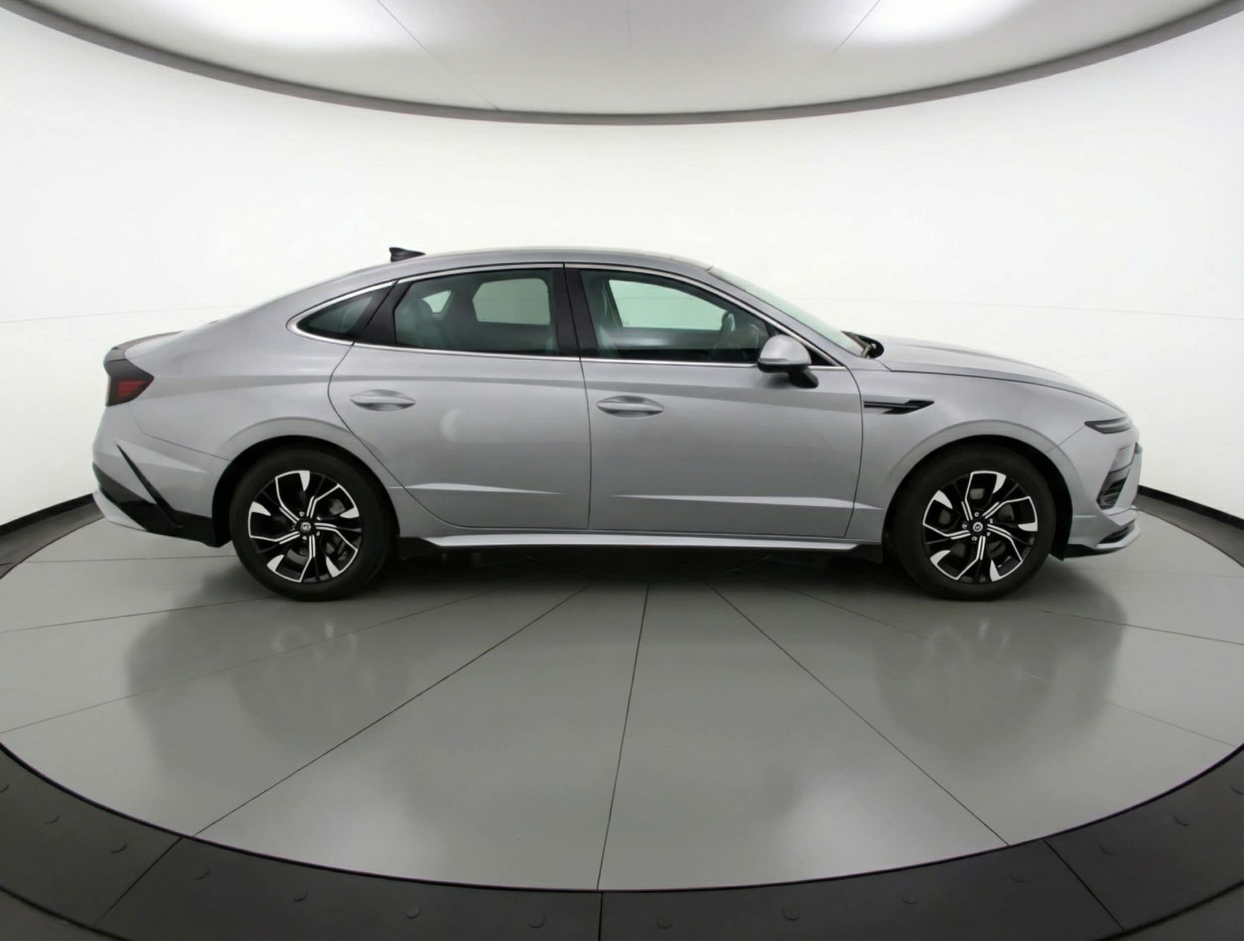 Thumbnail: 2025 Hyundai Sonata - 8