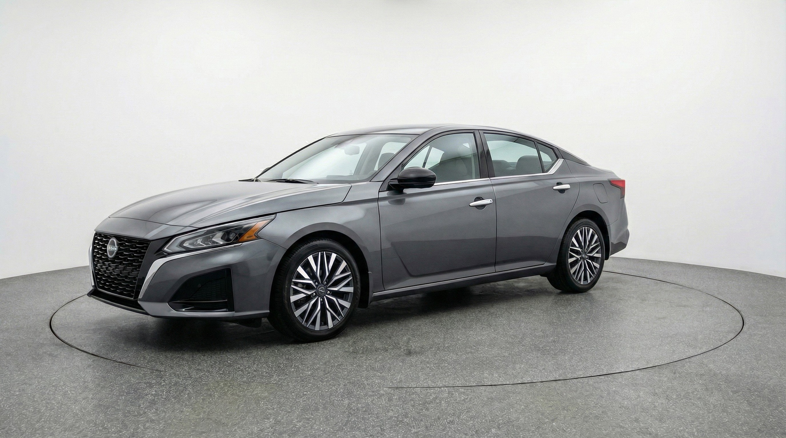 Thumbnail: 2025 Nissan Altima - 3