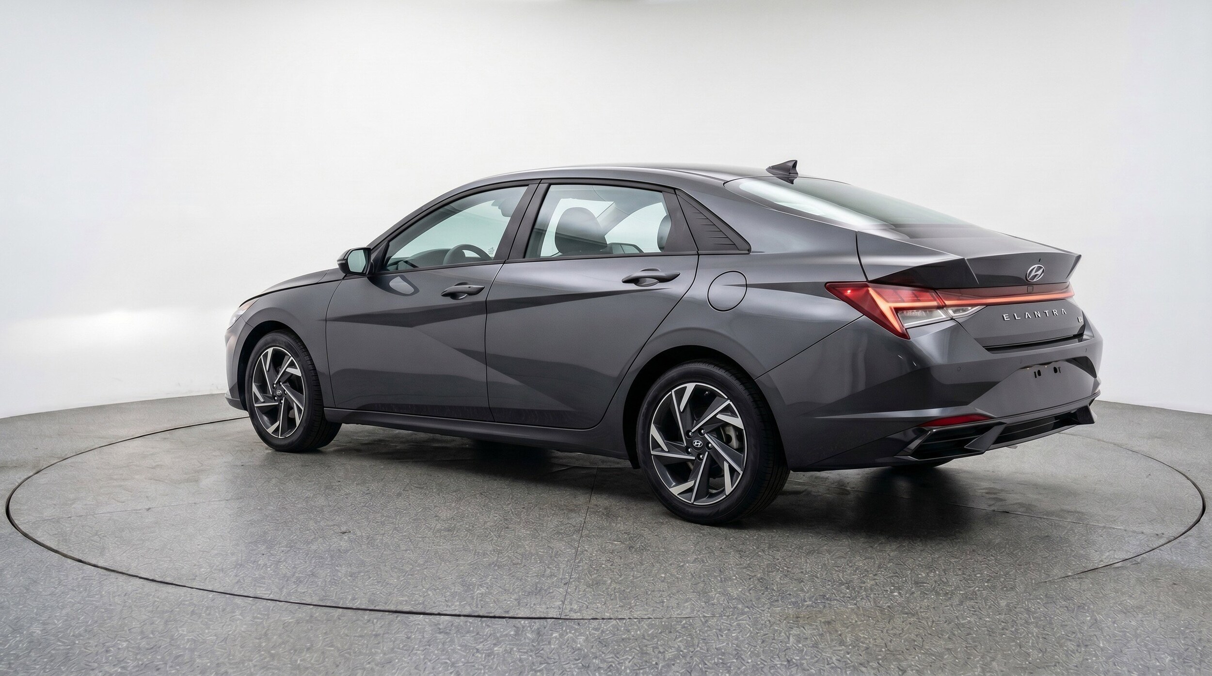 Thumbnail: 2025 Hyundai Elantra - 6