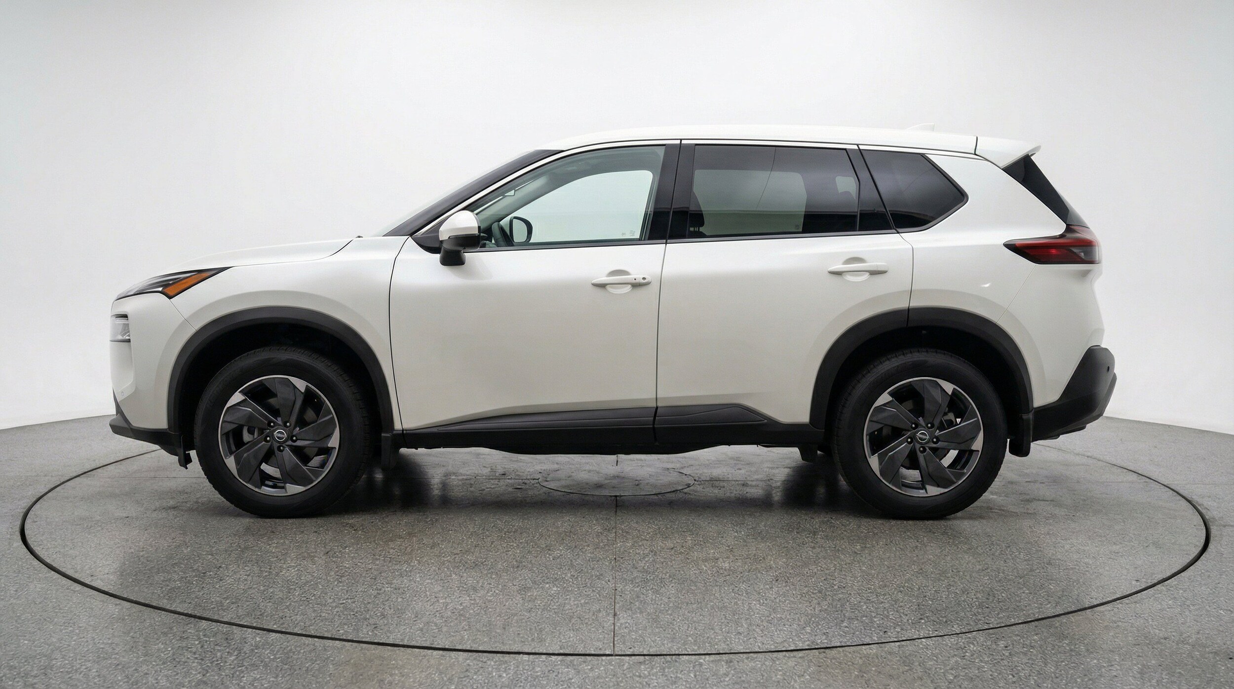 Thumbnail: 2025 Nissan Rogue - 5