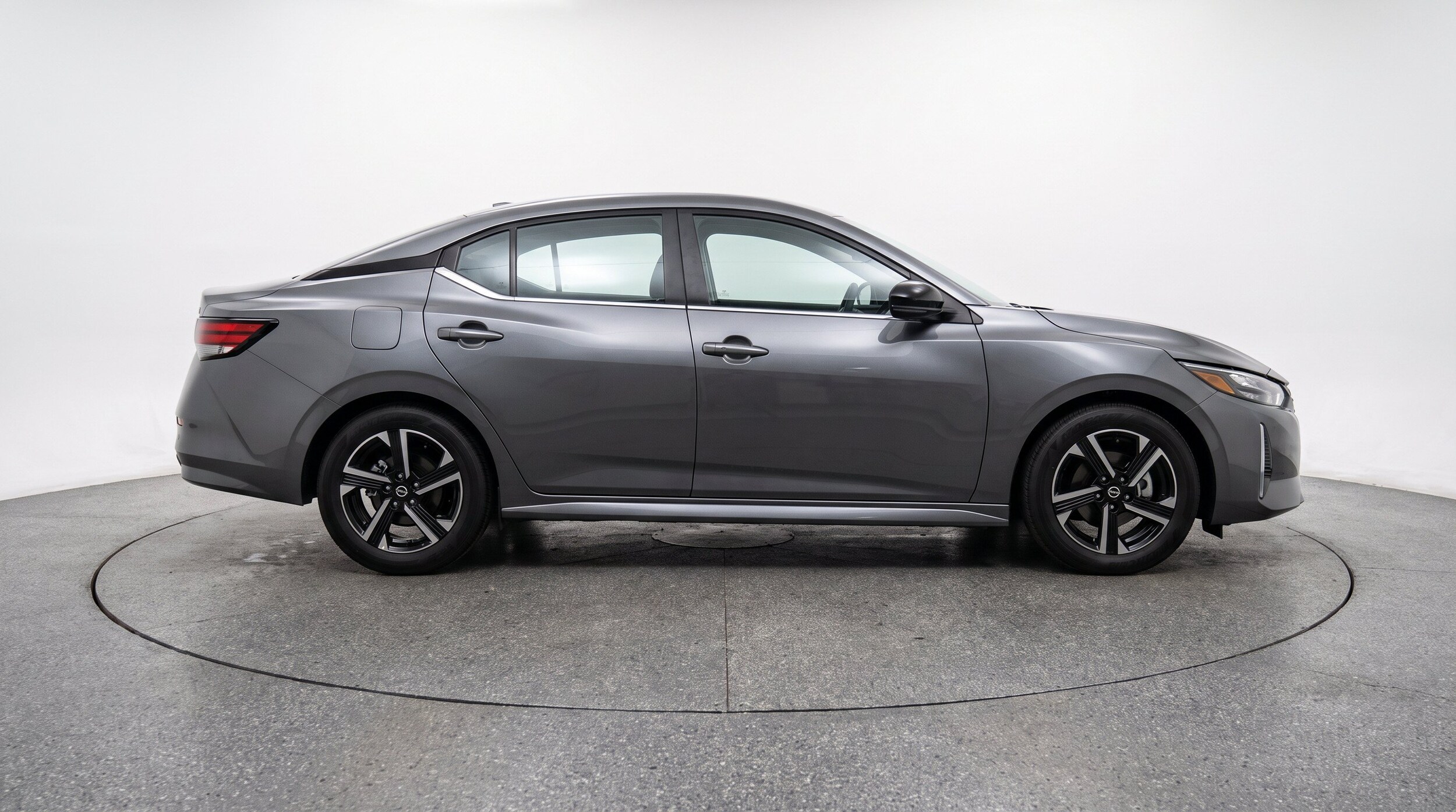 Thumbnail: 2025 Nissan Sentra - 11