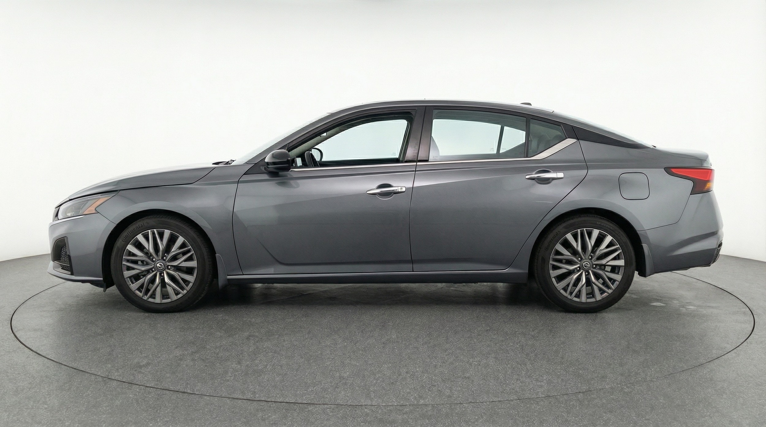 Thumbnail: 2025 Nissan Altima - 4