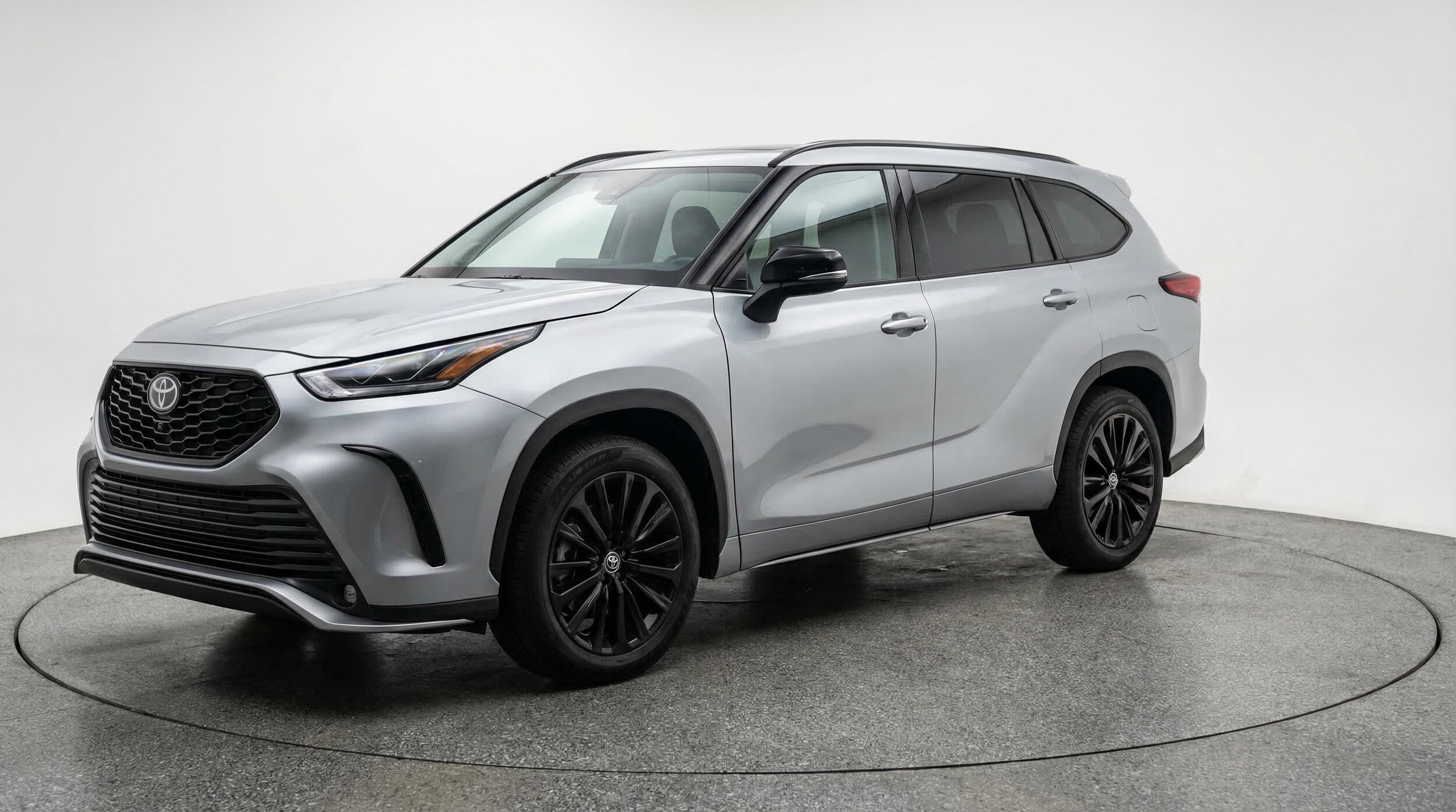 Thumbnail: 2025 Toyota Highlander - 3