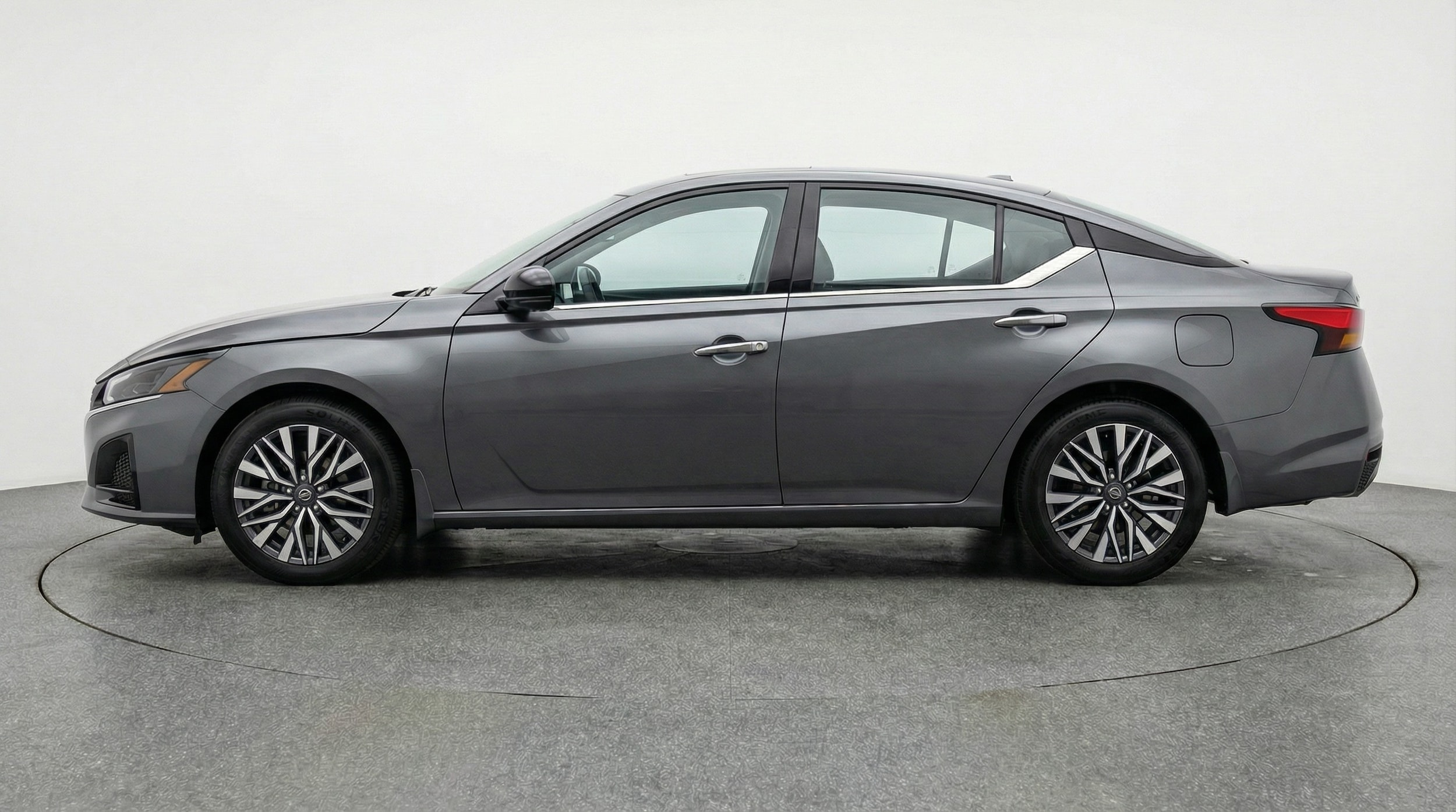 Thumbnail: 2025 Nissan Altima - 4