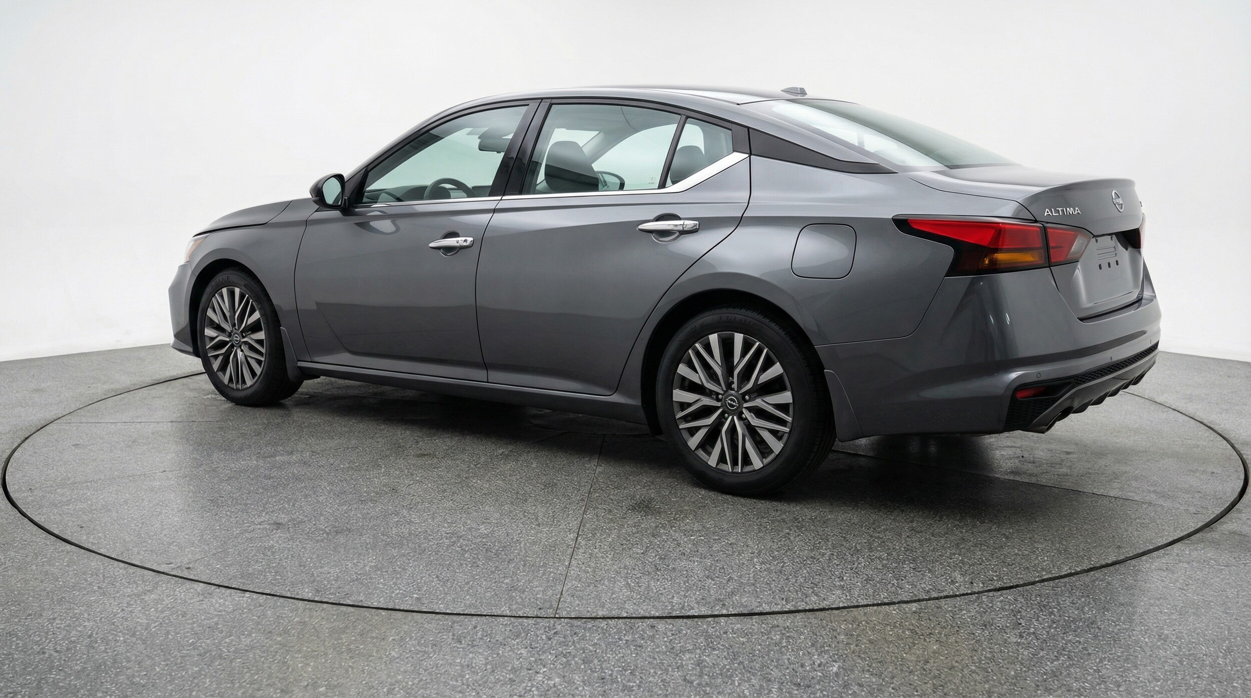 Thumbnail: 2025 Nissan Altima - 5