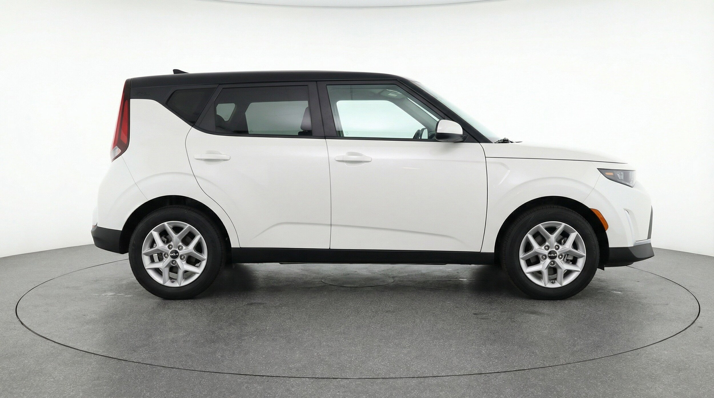 Thumbnail: 2025 Kia Soul - 11
