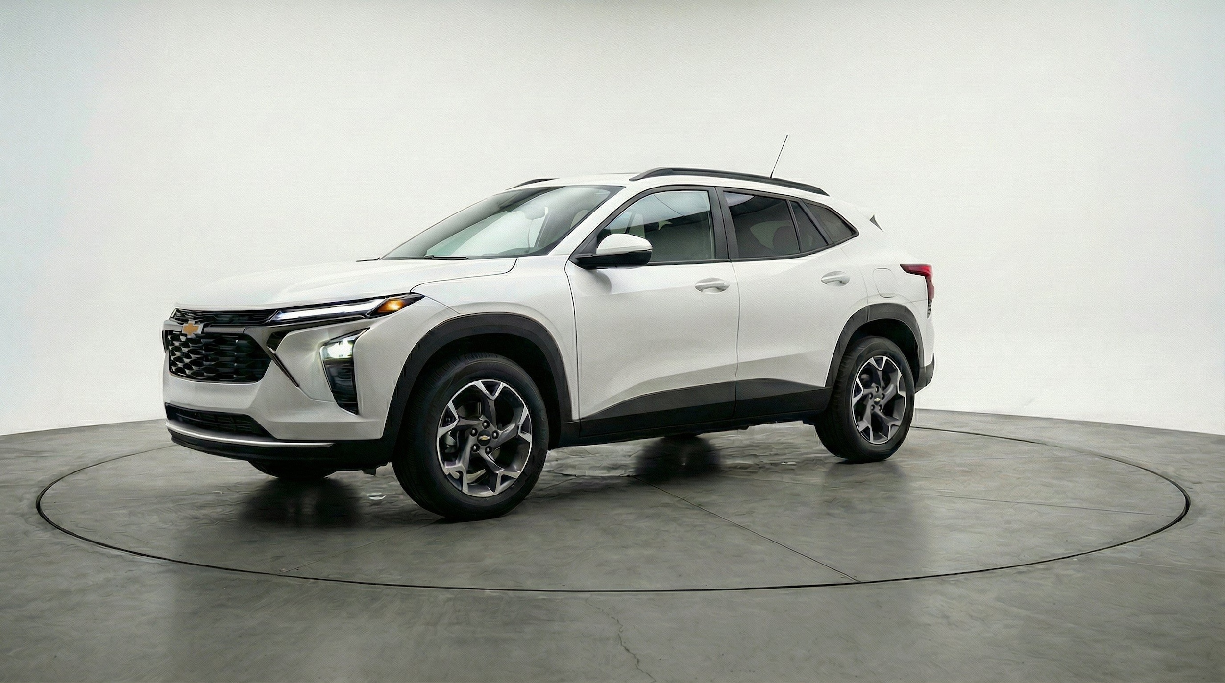 Thumbnail: 2025 Chevrolet Trax - 3