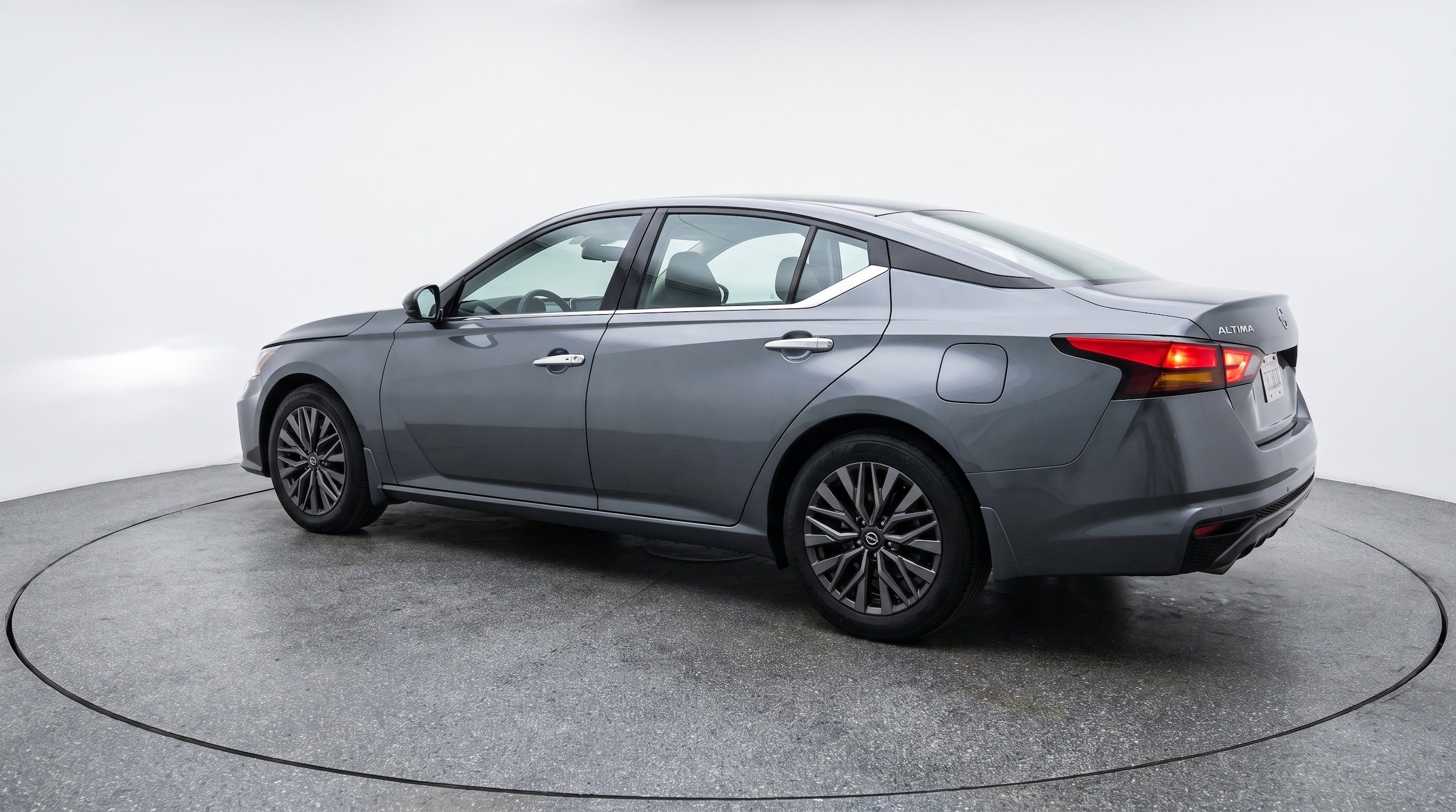 Thumbnail: 2025 Nissan Altima - 6