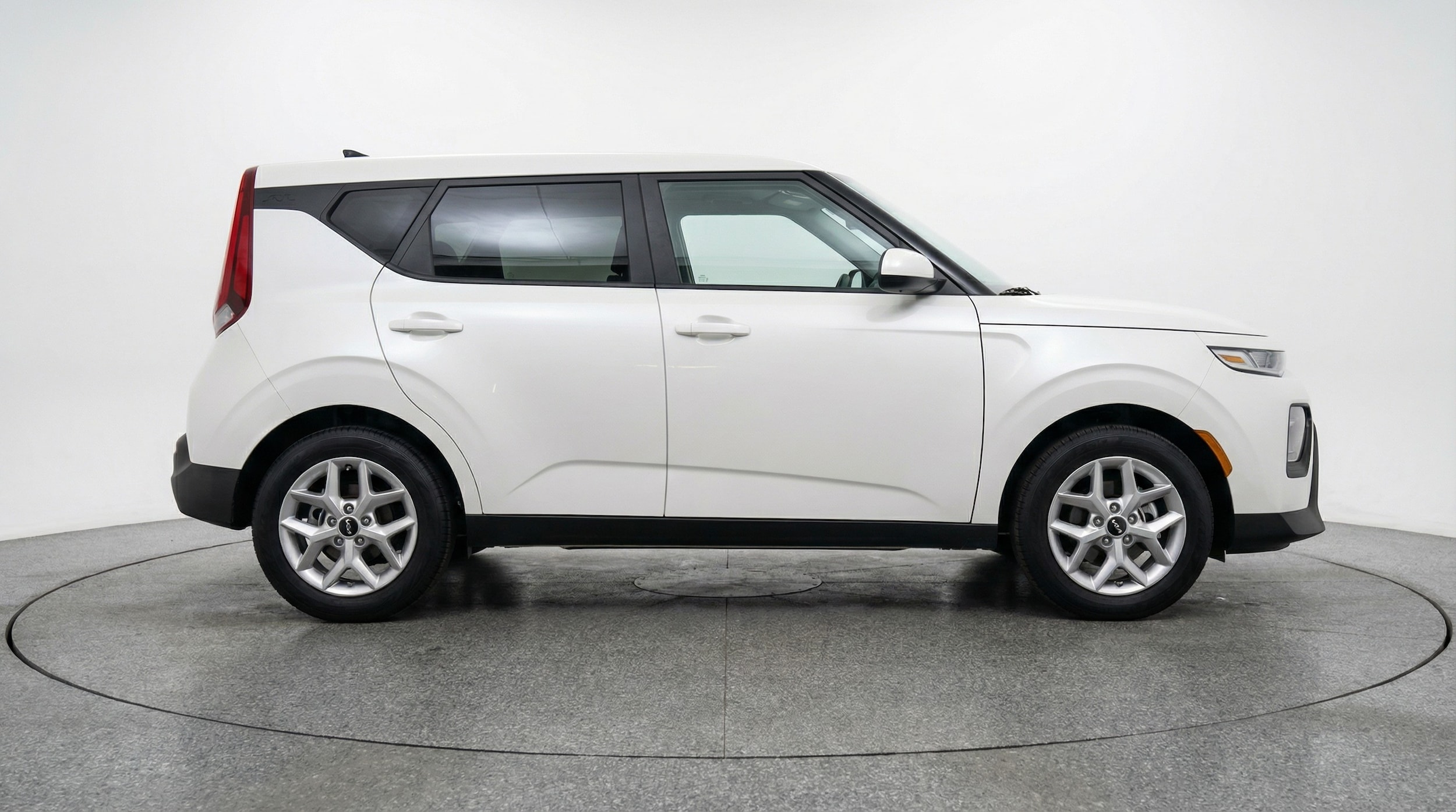 Thumbnail: 2025 Kia Soul - 8