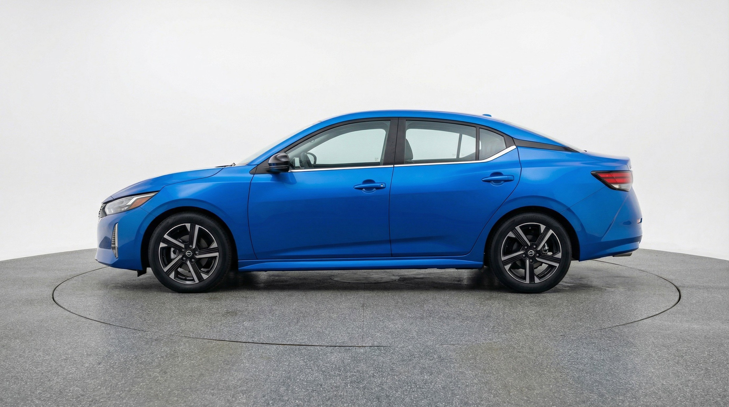 Thumbnail: 2025 Nissan Sentra - 5