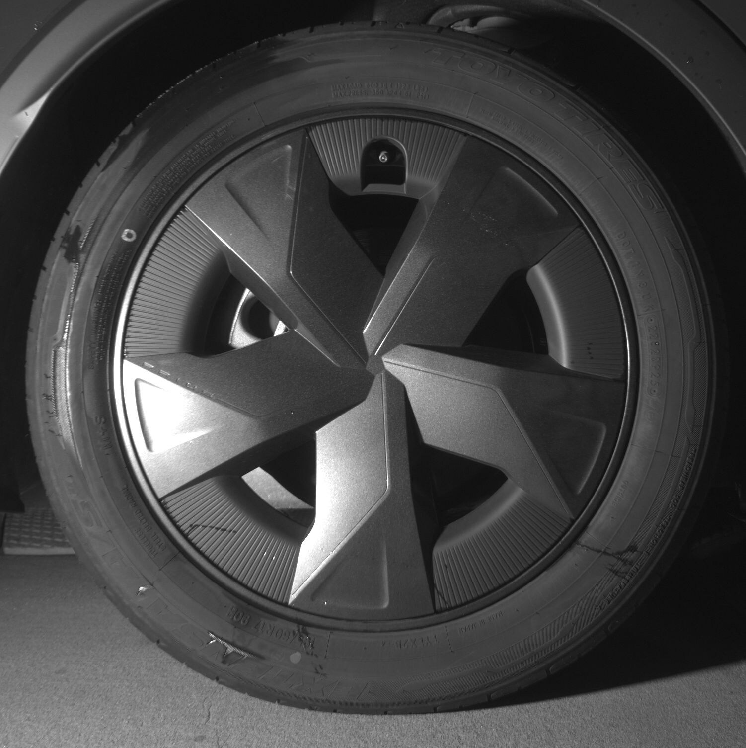 Thumbnail: 2025 Toyota Prius - 12