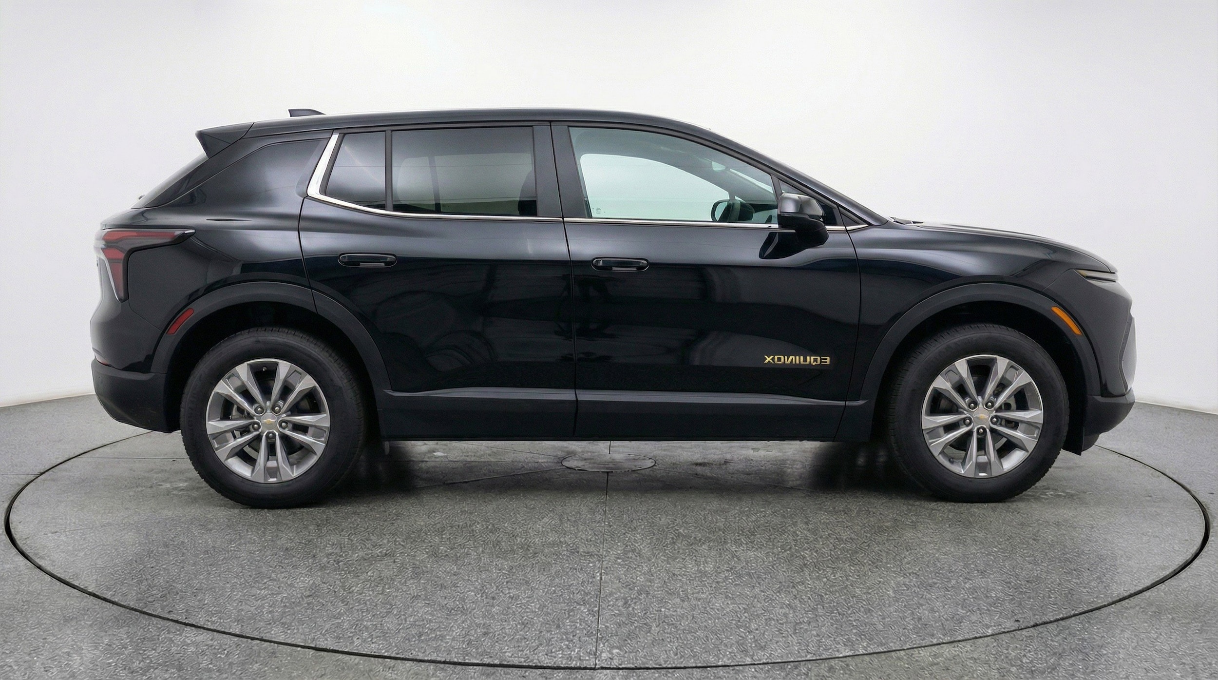 Thumbnail: 2025 Chevrolet Equinox - 11