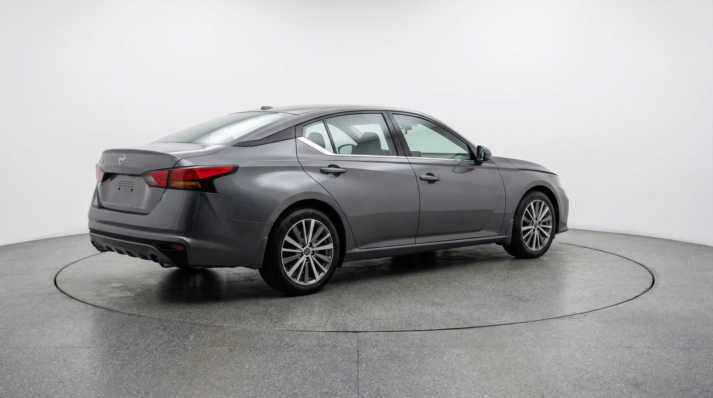 Thumbnail: 2025 Nissan Altima - 9