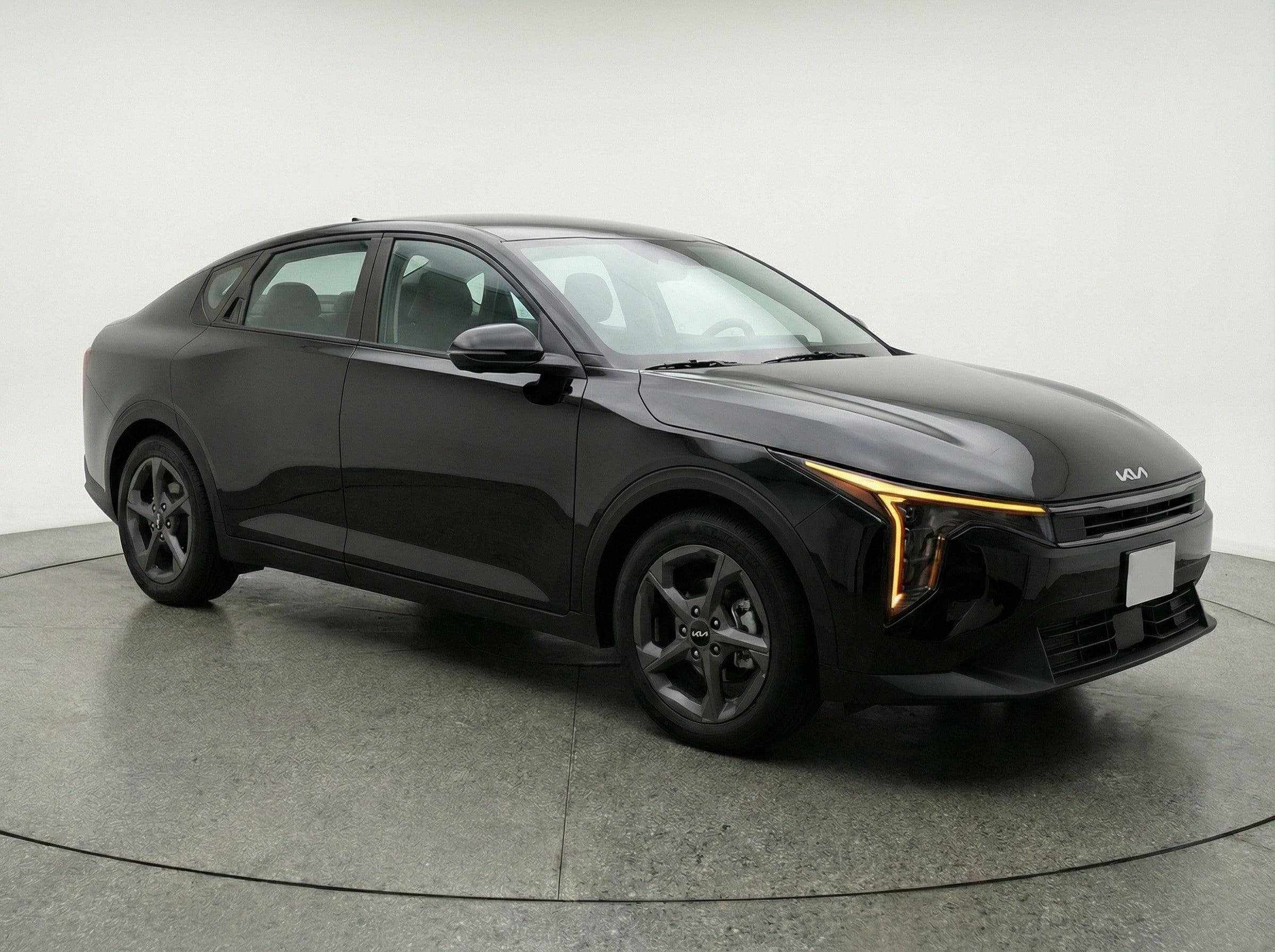 Thumbnail: 2025 Kia K4 - 1