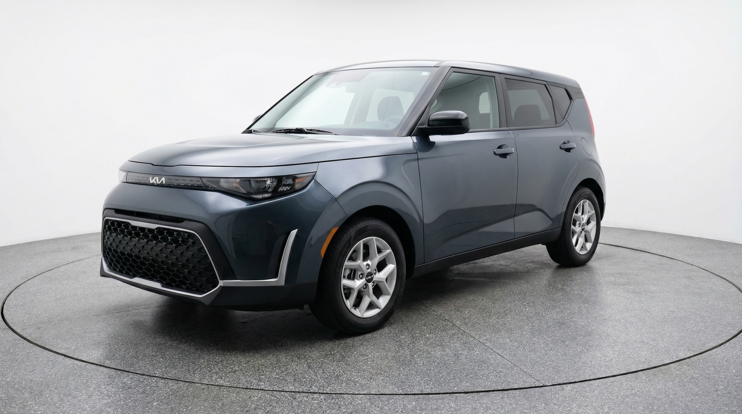 Thumbnail: 2025 Kia Soul - 3