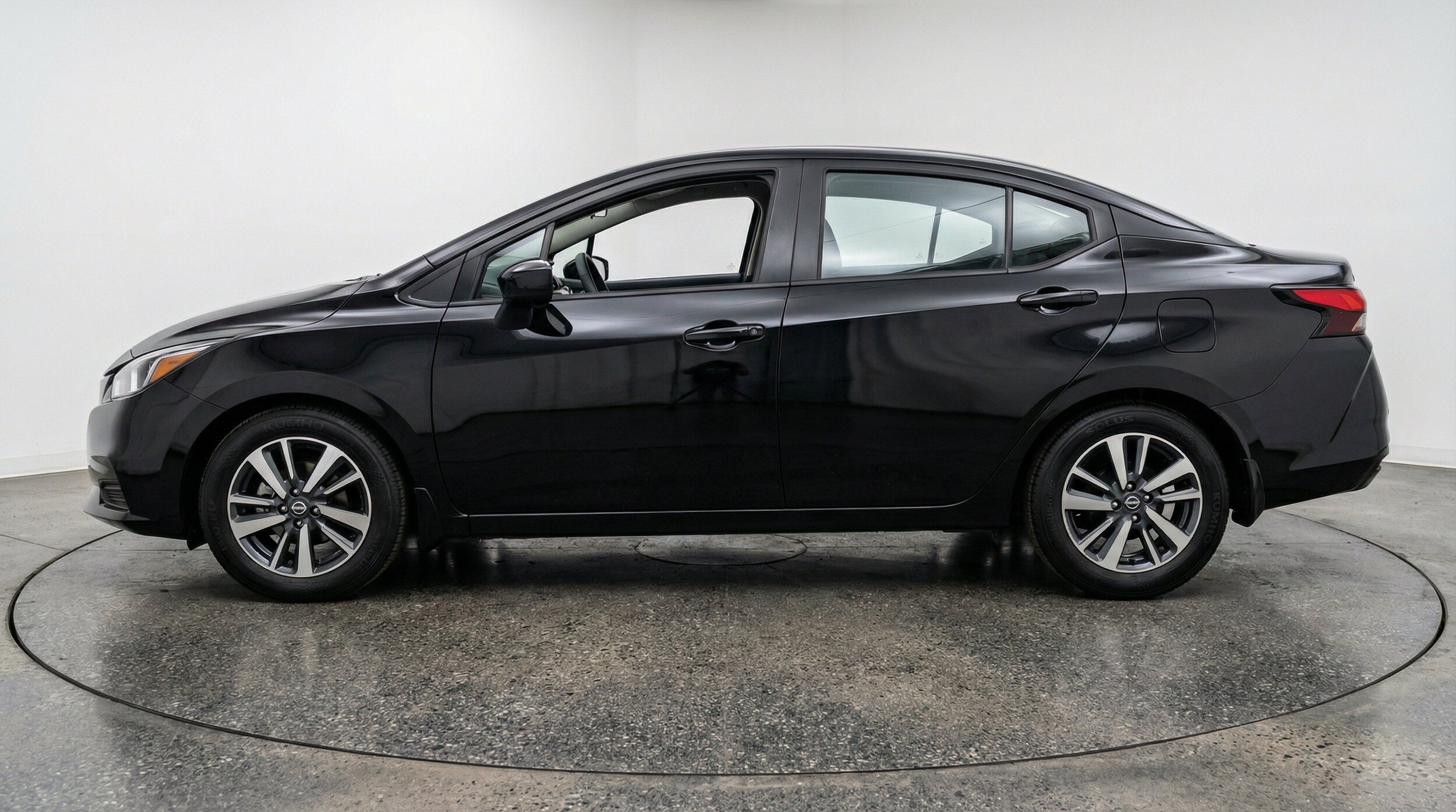 Thumbnail: 2025 Nissan Versa - 5