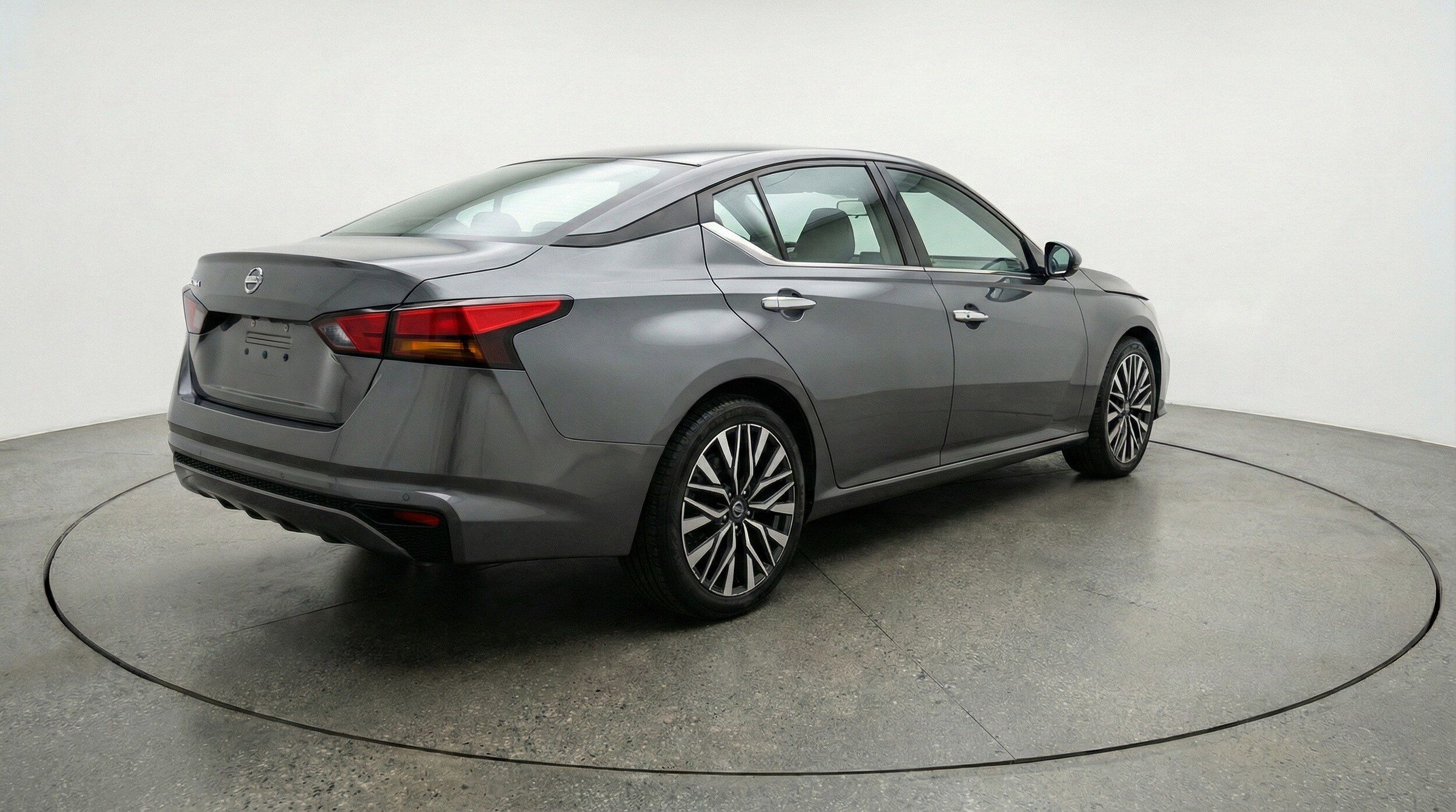 Thumbnail: 2025 Nissan Altima - 9