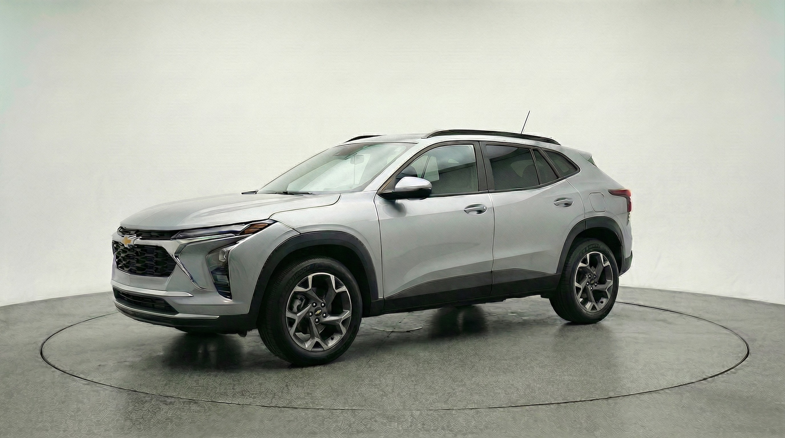 Thumbnail: 2025 Chevrolet Trax - 3