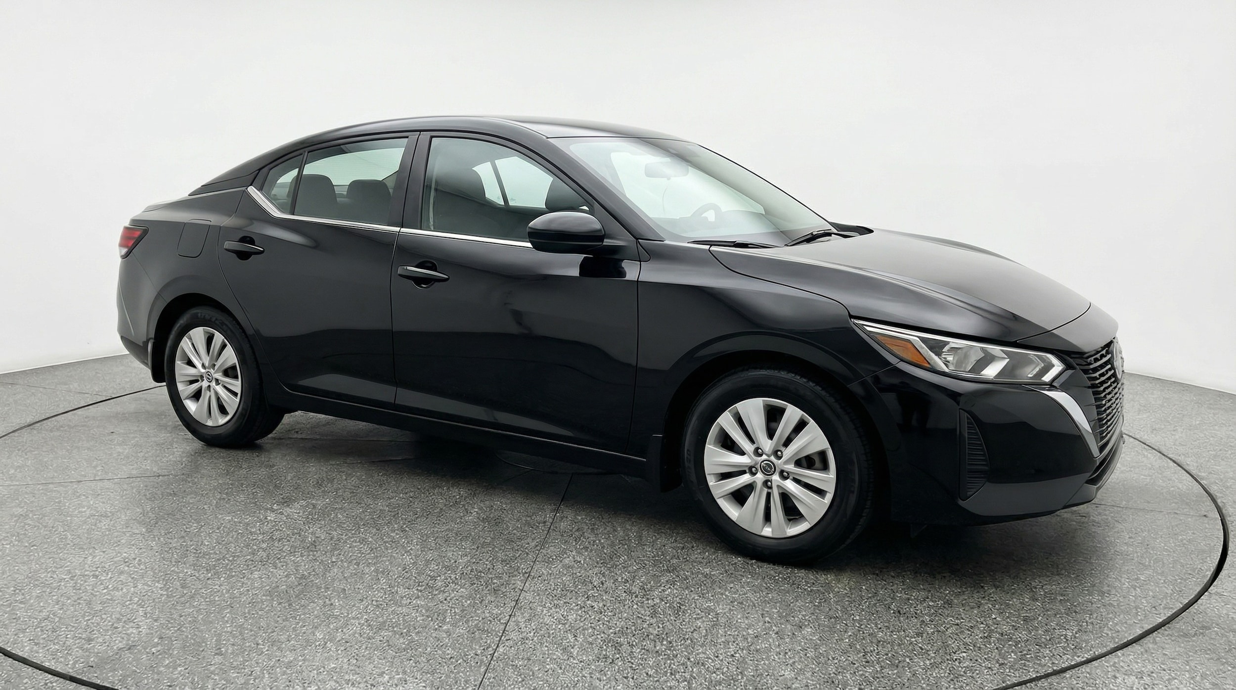 Thumbnail: 2025 Nissan Sentra - 1