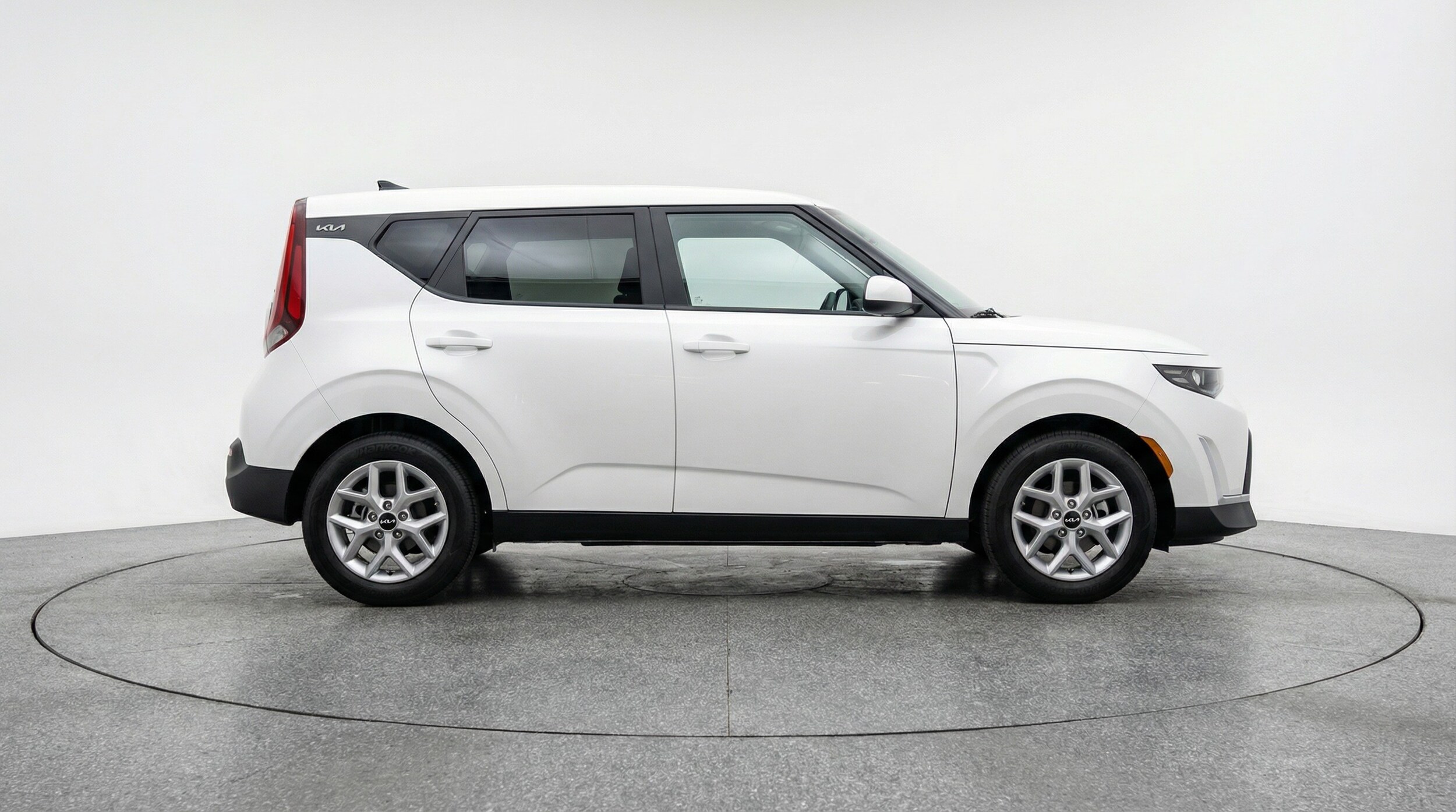 Thumbnail: 2025 Kia Soul - 8