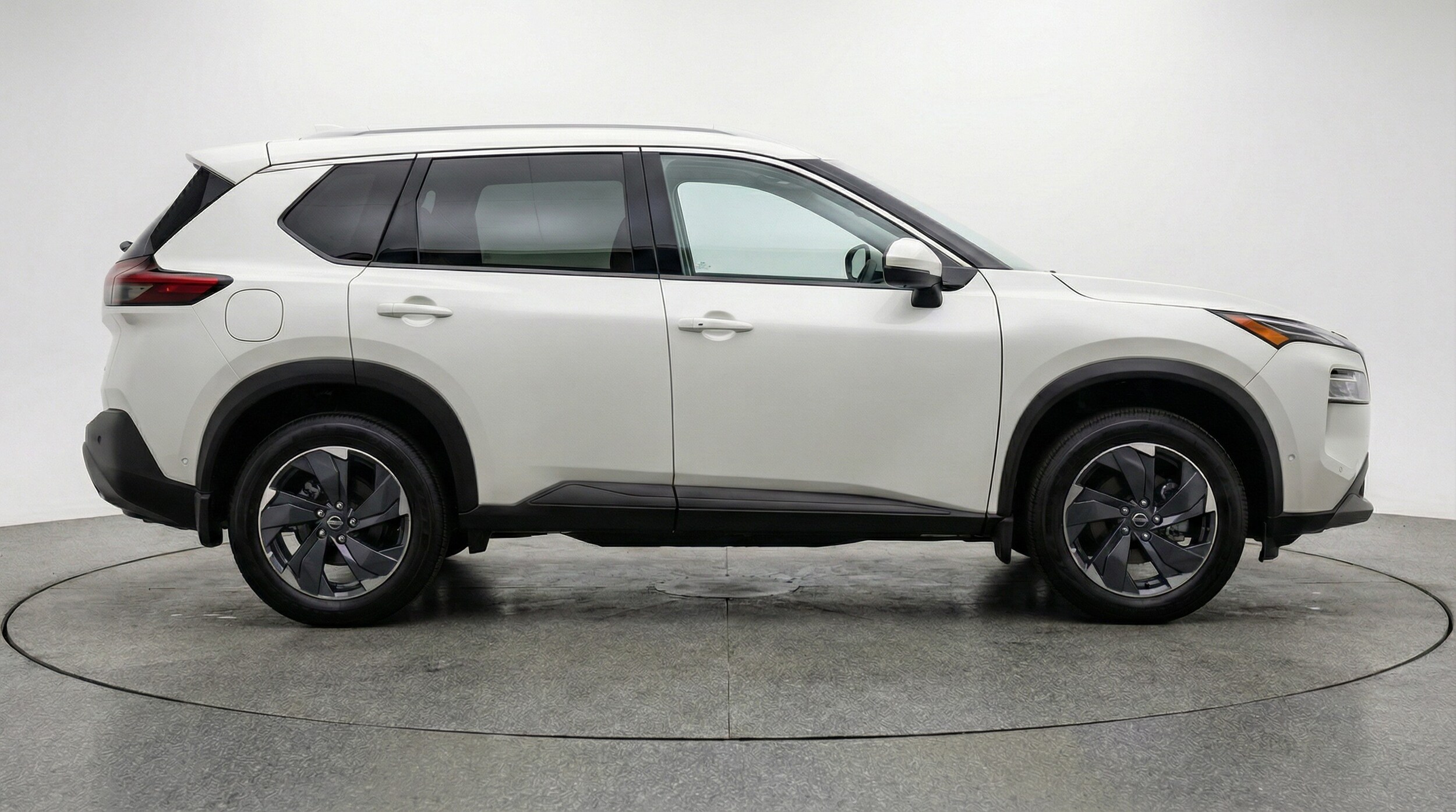 Thumbnail: 2025 Nissan Rogue - 8