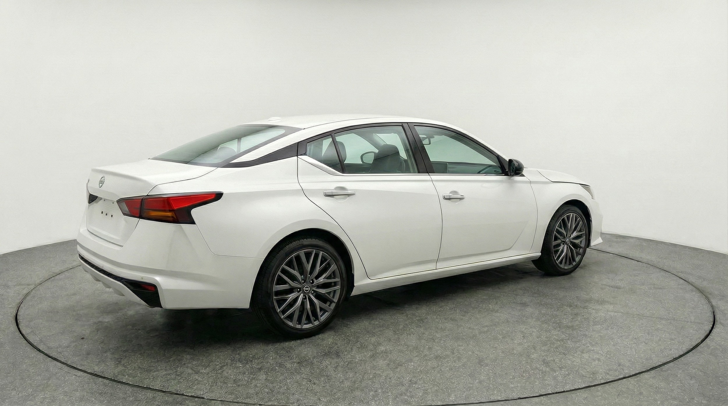 Thumbnail: 2025 Nissan Altima - 7