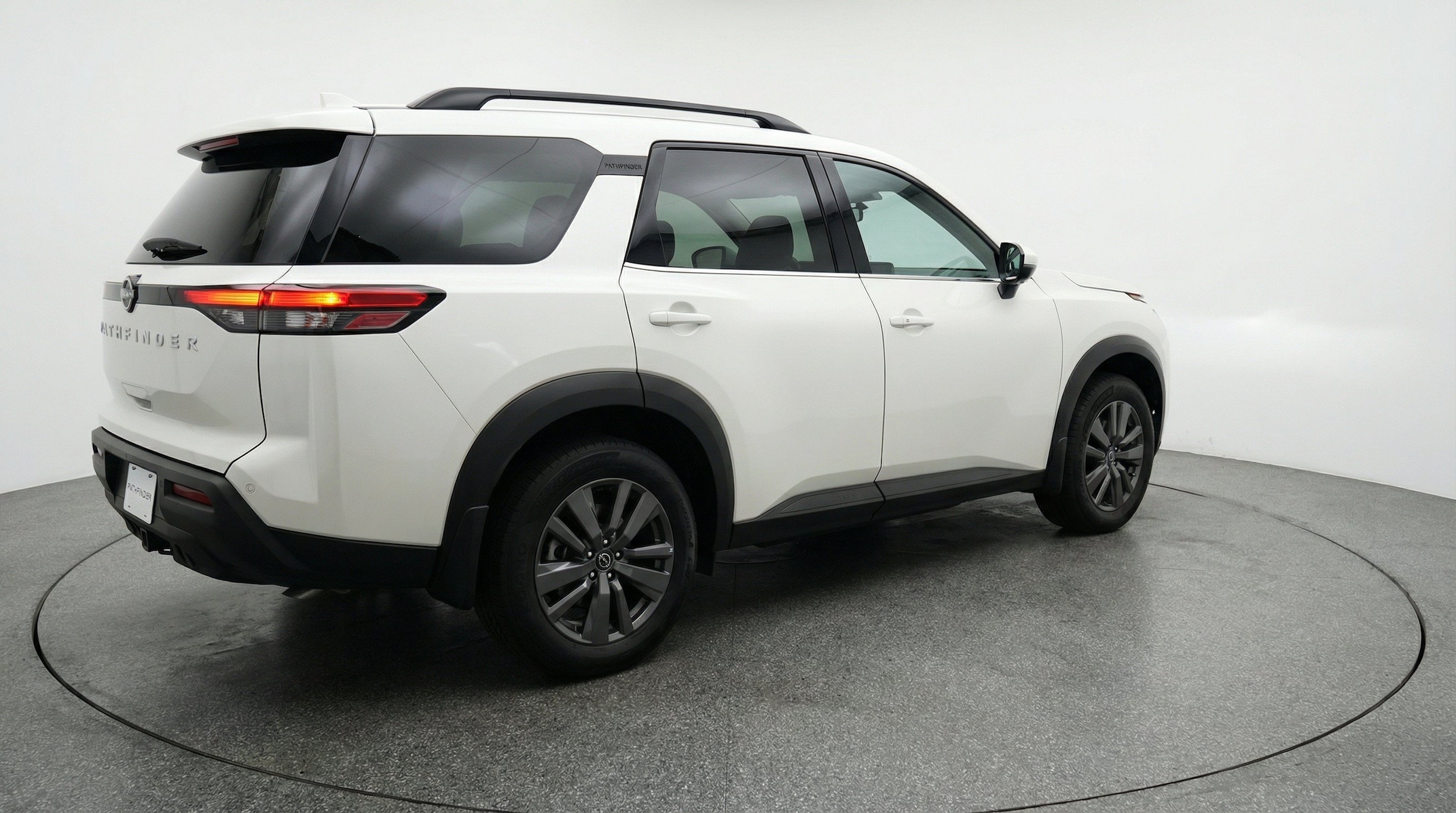 Thumbnail: 2025 Nissan Pathfinder - 9