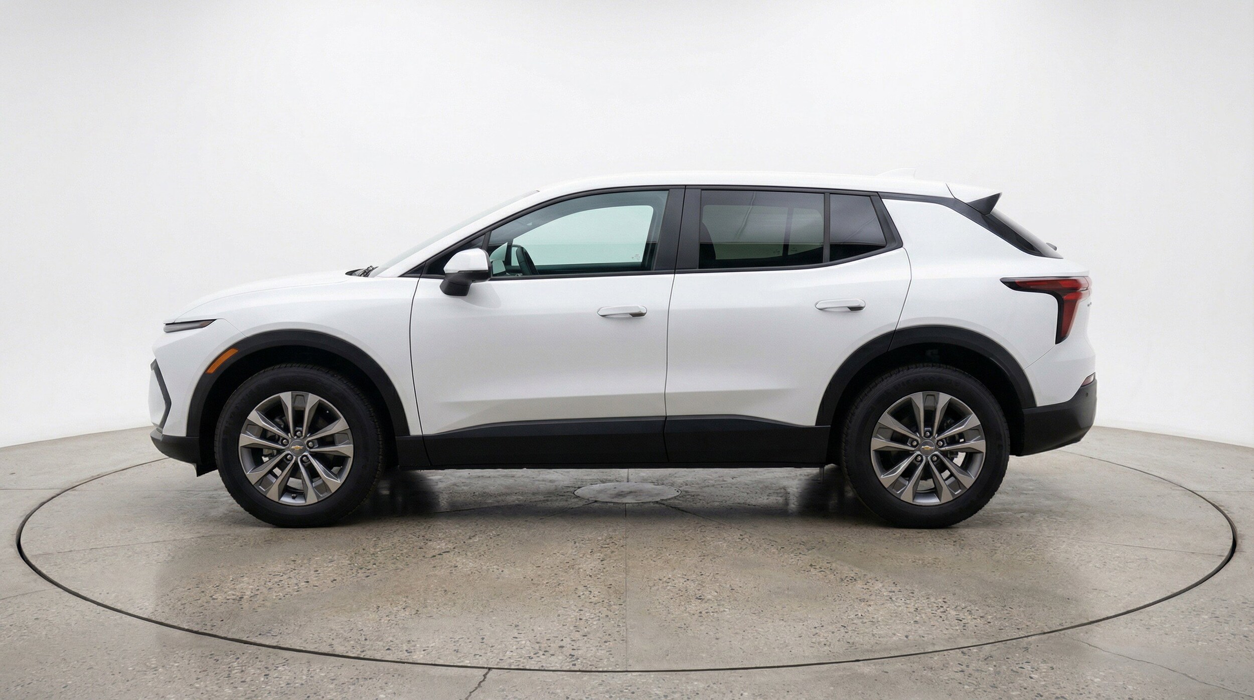 Thumbnail: 2025 Chevrolet Equinox - 5