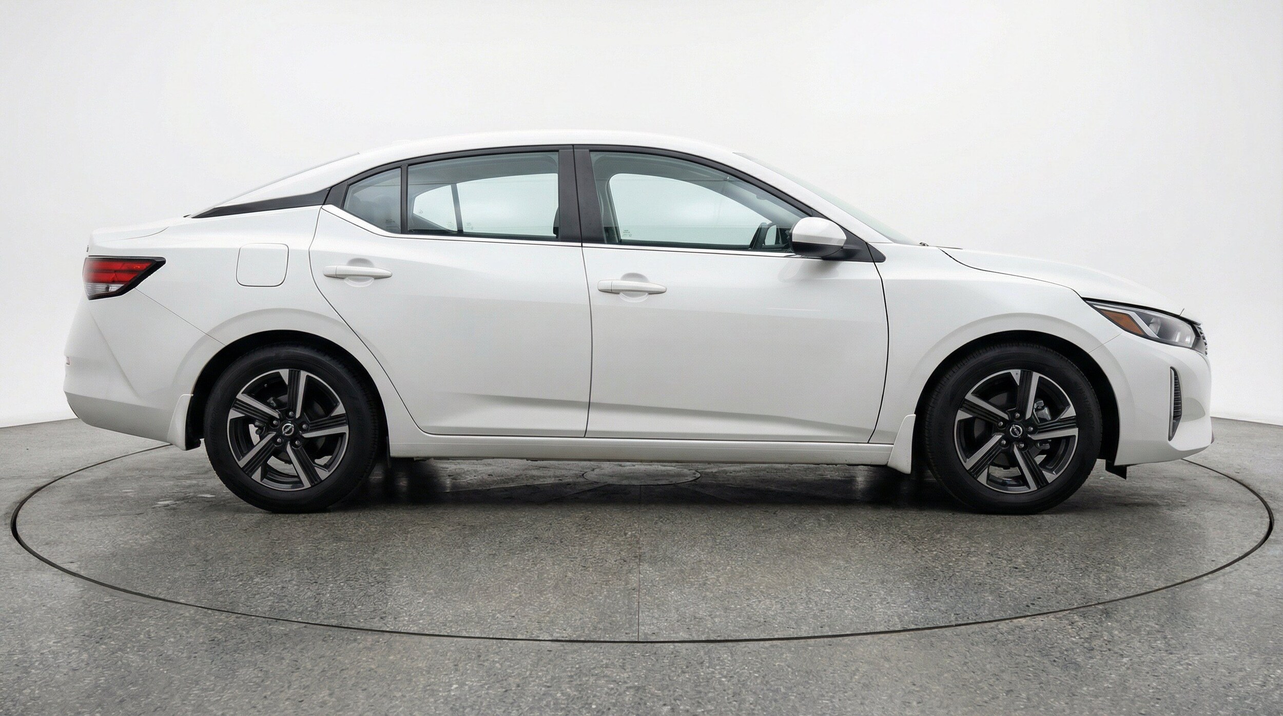 Thumbnail: 2025 Nissan Sentra - 11