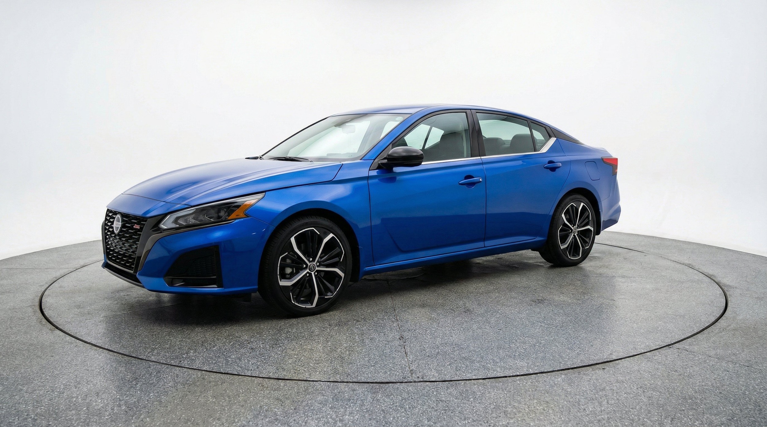 Thumbnail: 2025 Nissan Altima - 3