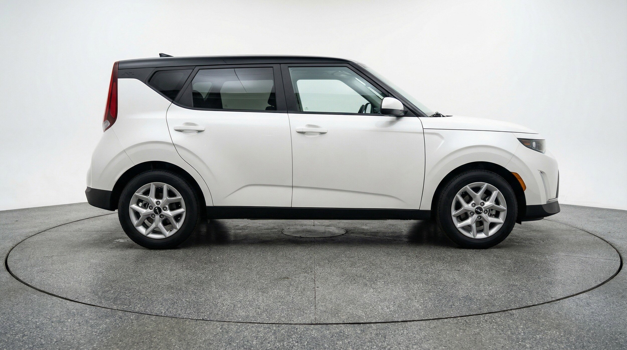 Thumbnail: 2025 Kia Soul - 11