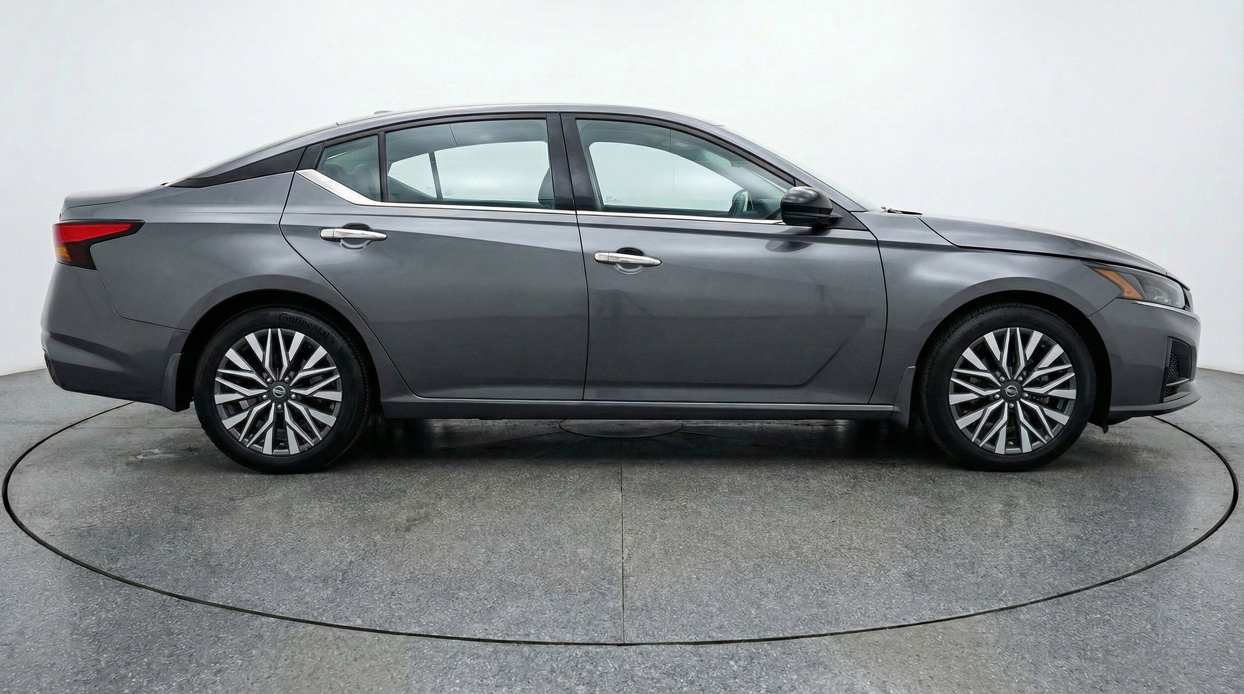 Thumbnail: 2025 Nissan Altima - 11