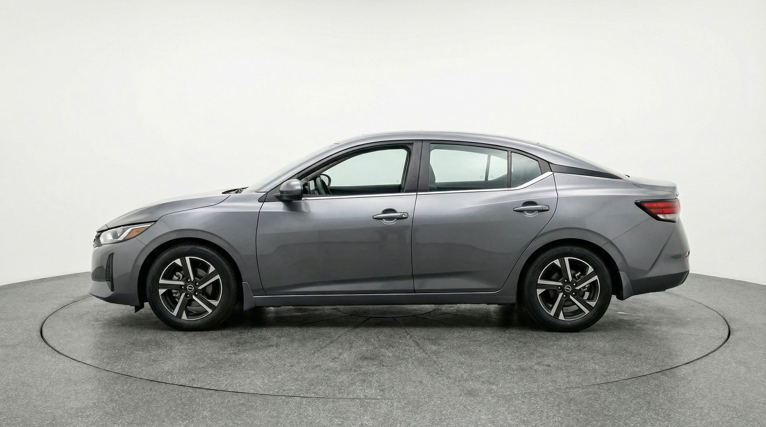 Thumbnail: 2025 Nissan Sentra - 5