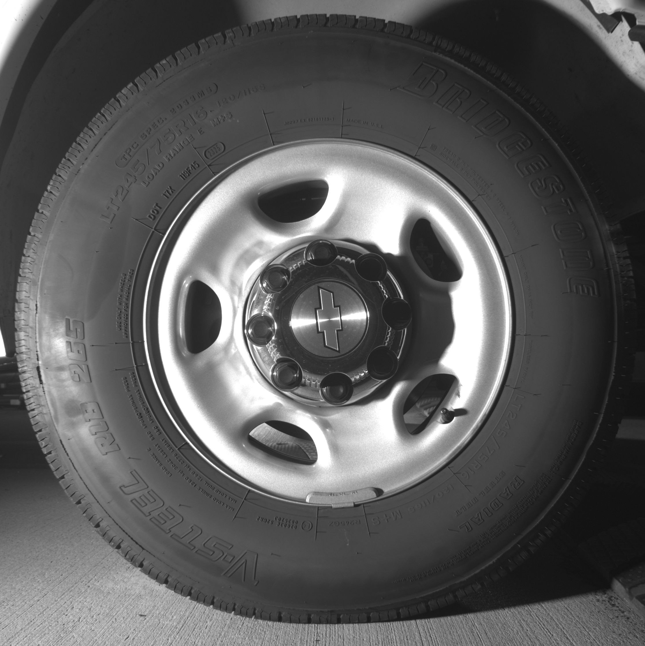 Thumbnail: 2025 Chevrolet Express - 13