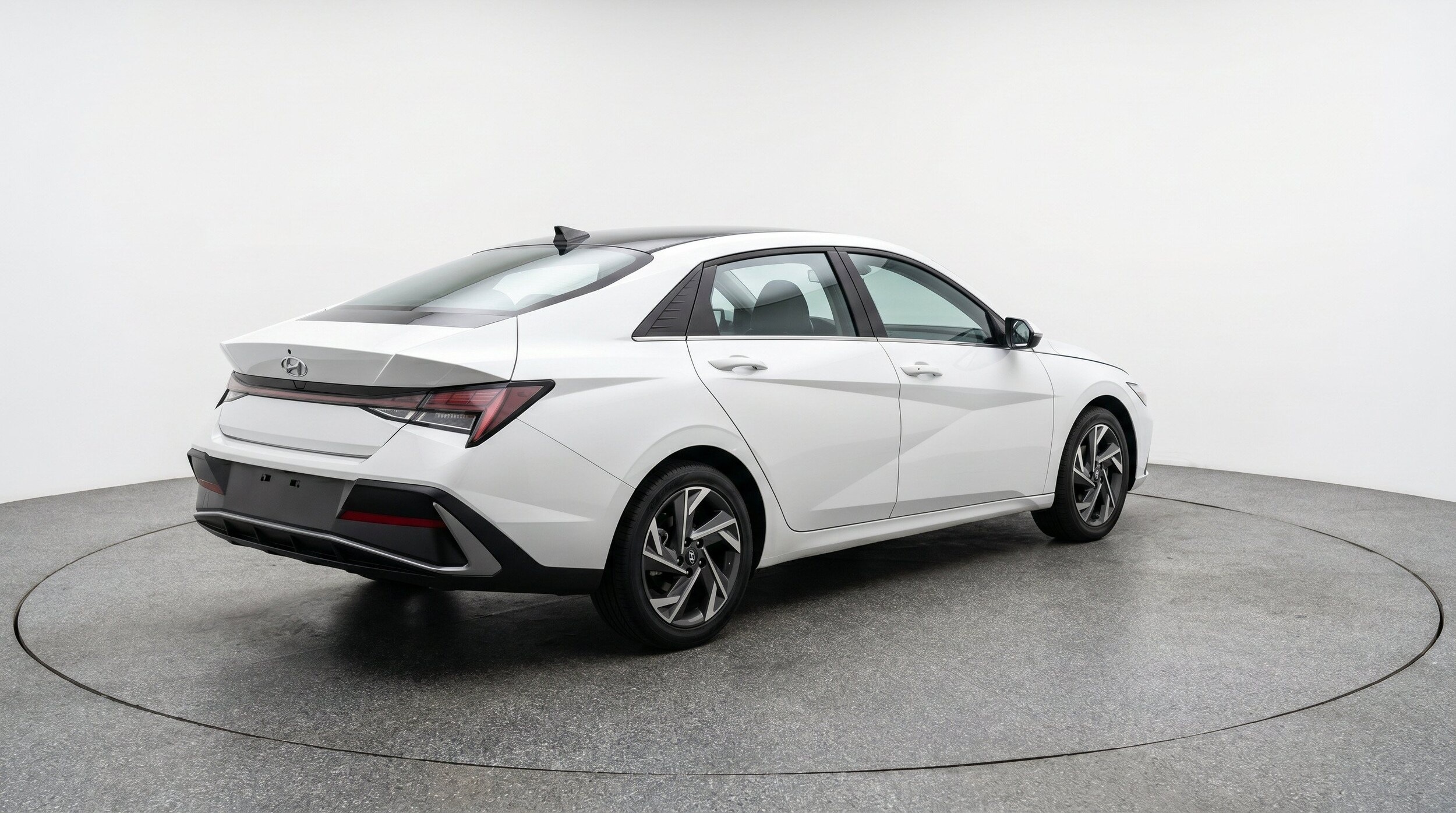 Thumbnail: 2025 Hyundai Elantra - 9