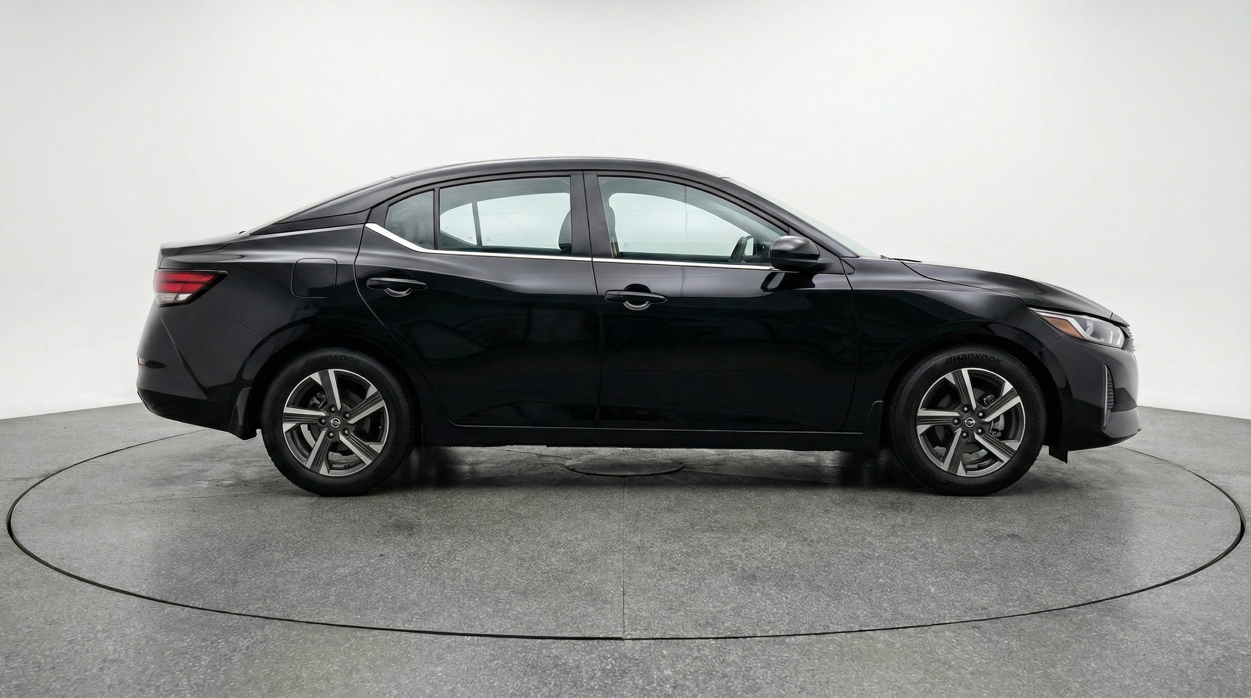 Thumbnail: 2025 Nissan Sentra - 8