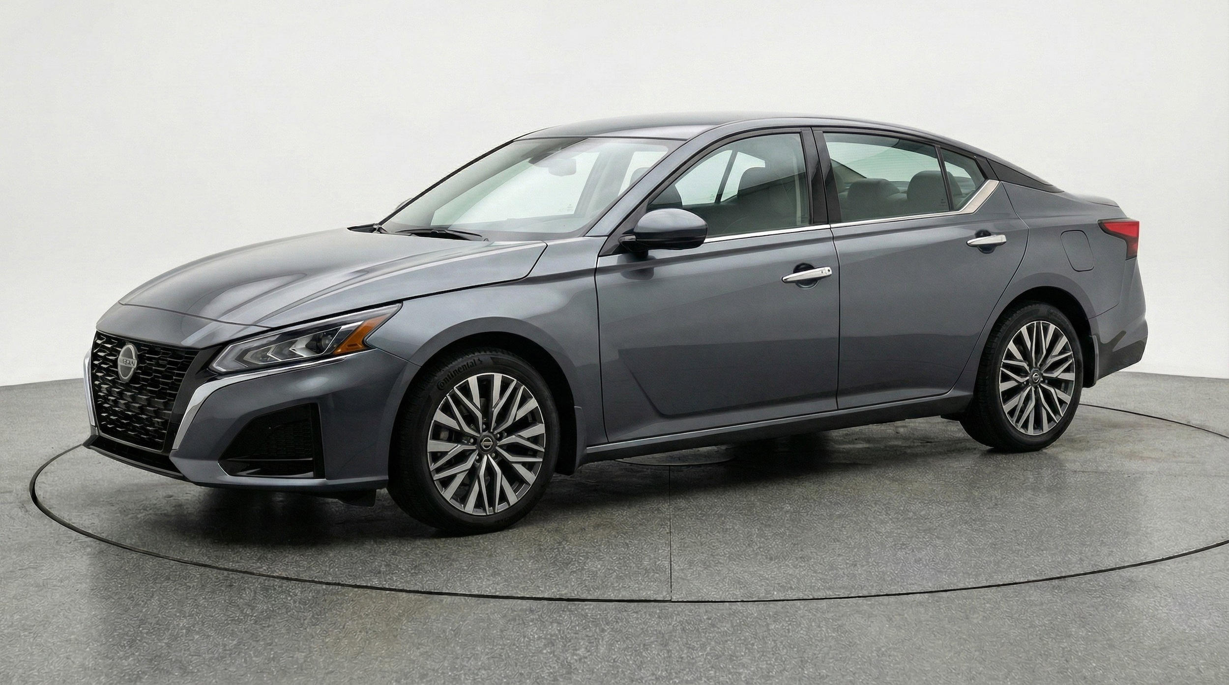 Thumbnail: 2025 Nissan Altima - 3