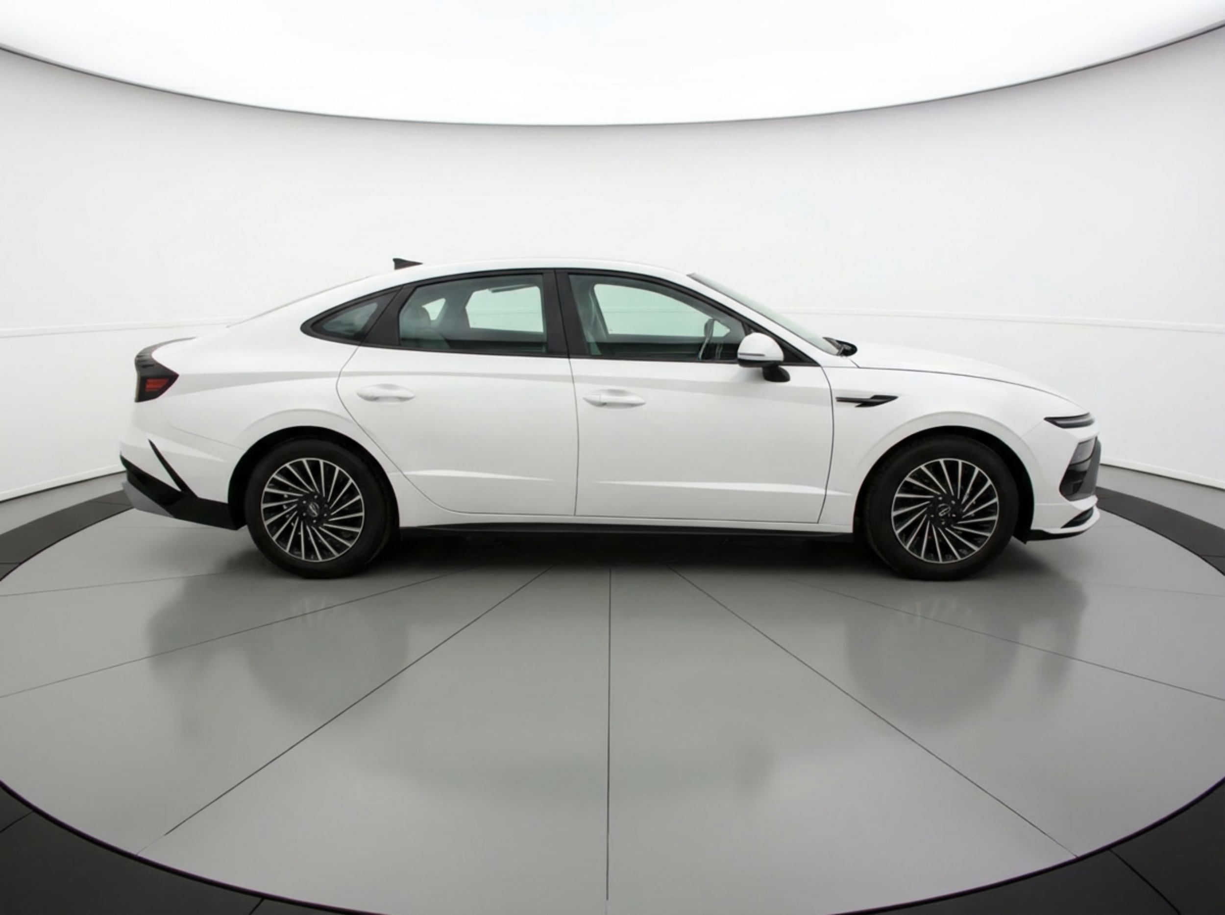 Thumbnail: 2025 Hyundai Sonata - 8