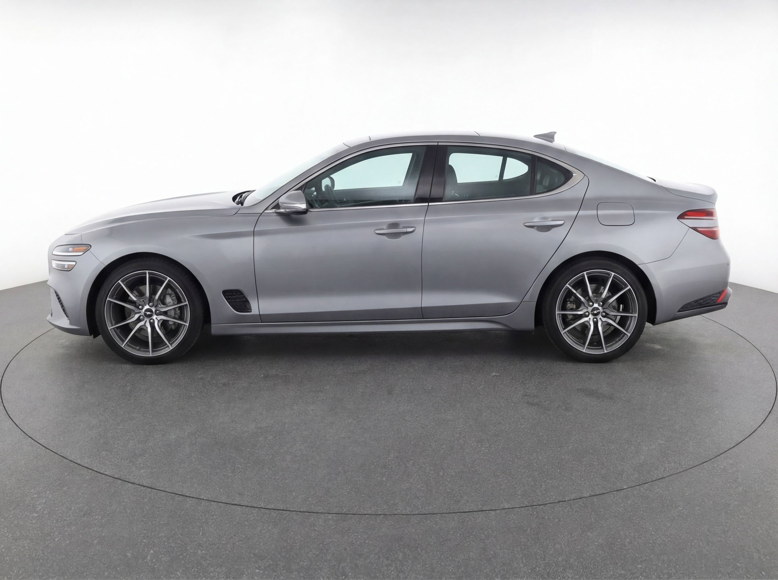 Thumbnail: 2025 Genesis G70 - 5