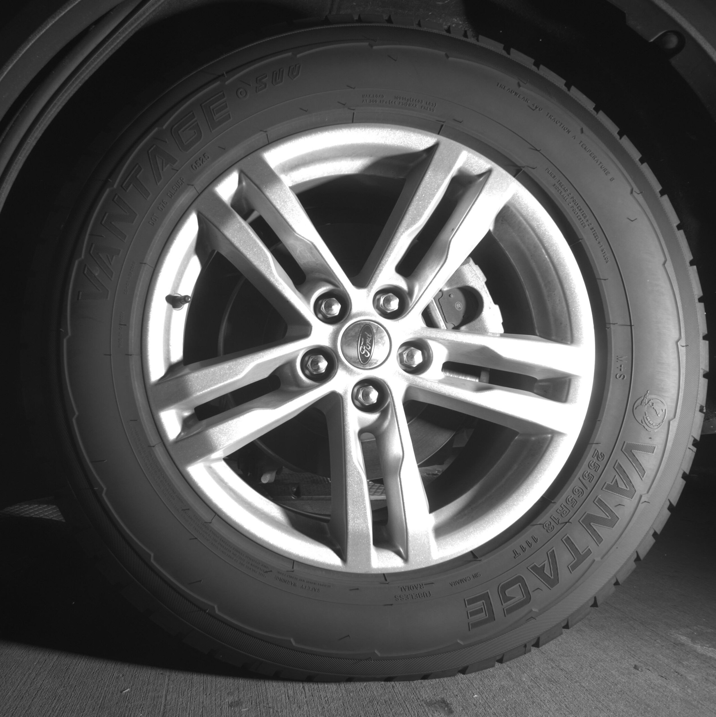 Thumbnail: 2024 Ford Explorer - 14