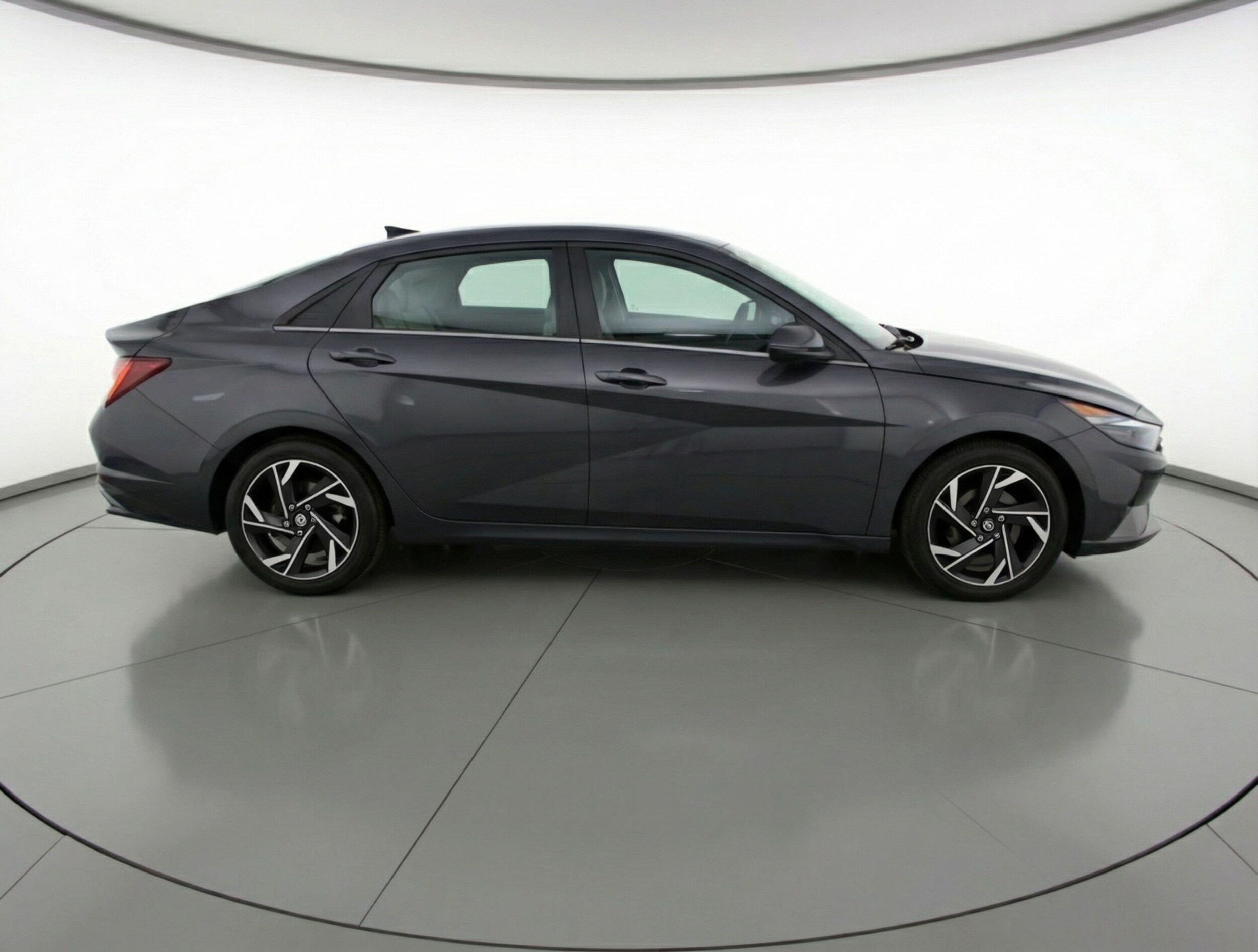 Thumbnail: 2025 Hyundai Elantra - 8