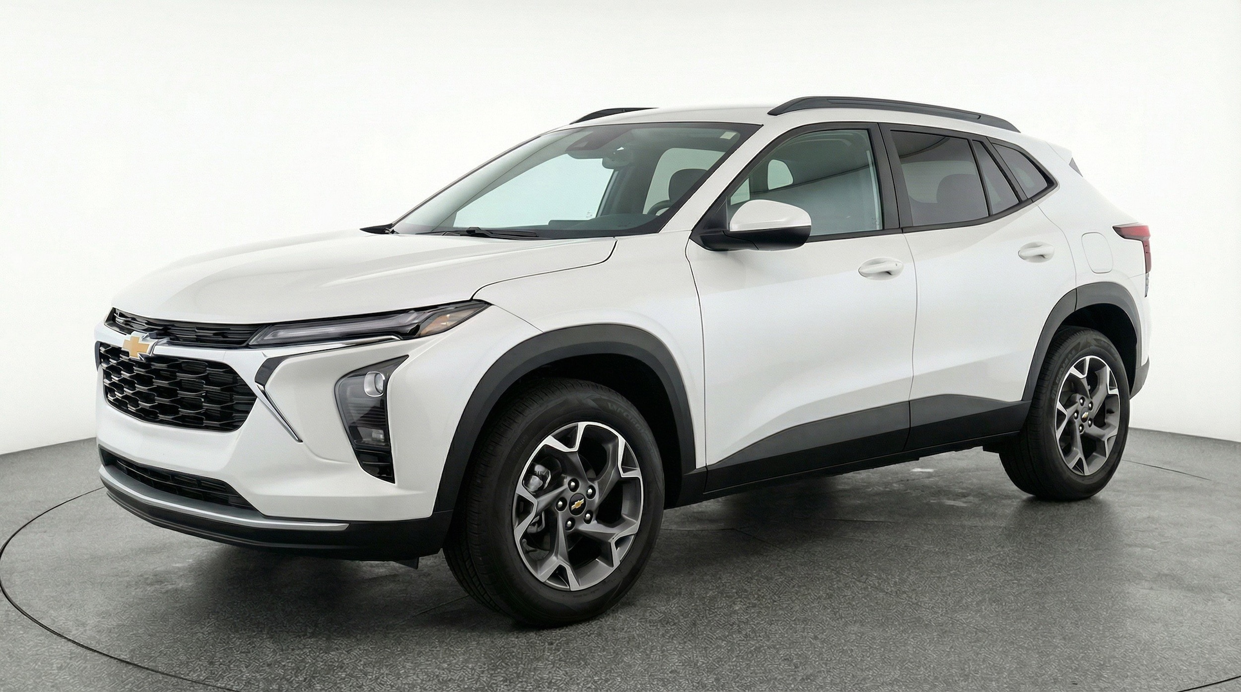 Thumbnail: 2025 Chevrolet Trax - 3