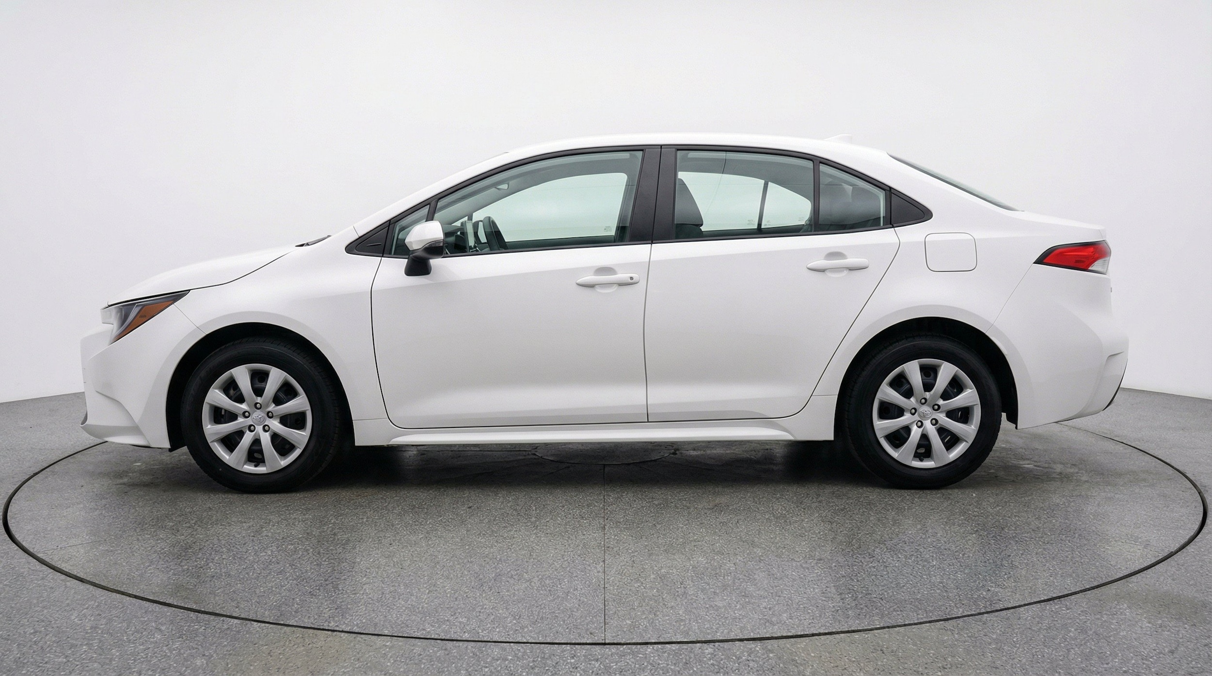 Thumbnail: 2025 Toyota Corolla - 5