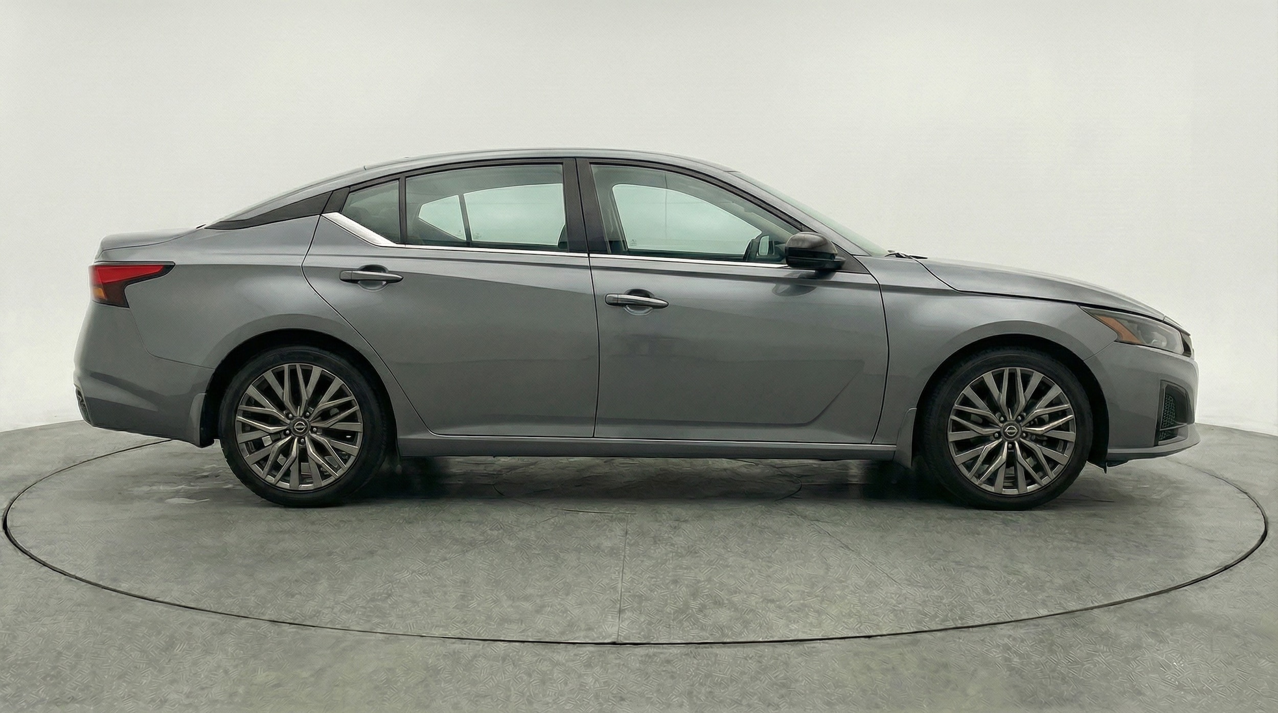 Thumbnail: 2025 Nissan Altima - 8